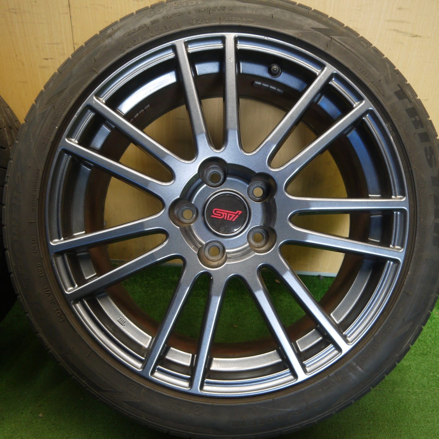 4本価格◎スバル WRX STI 純正 ENKEI 245/40R18 トライスター SPORTPOWER2 18インチ エンケイ PCD114.3/5H◎6062905Hノ