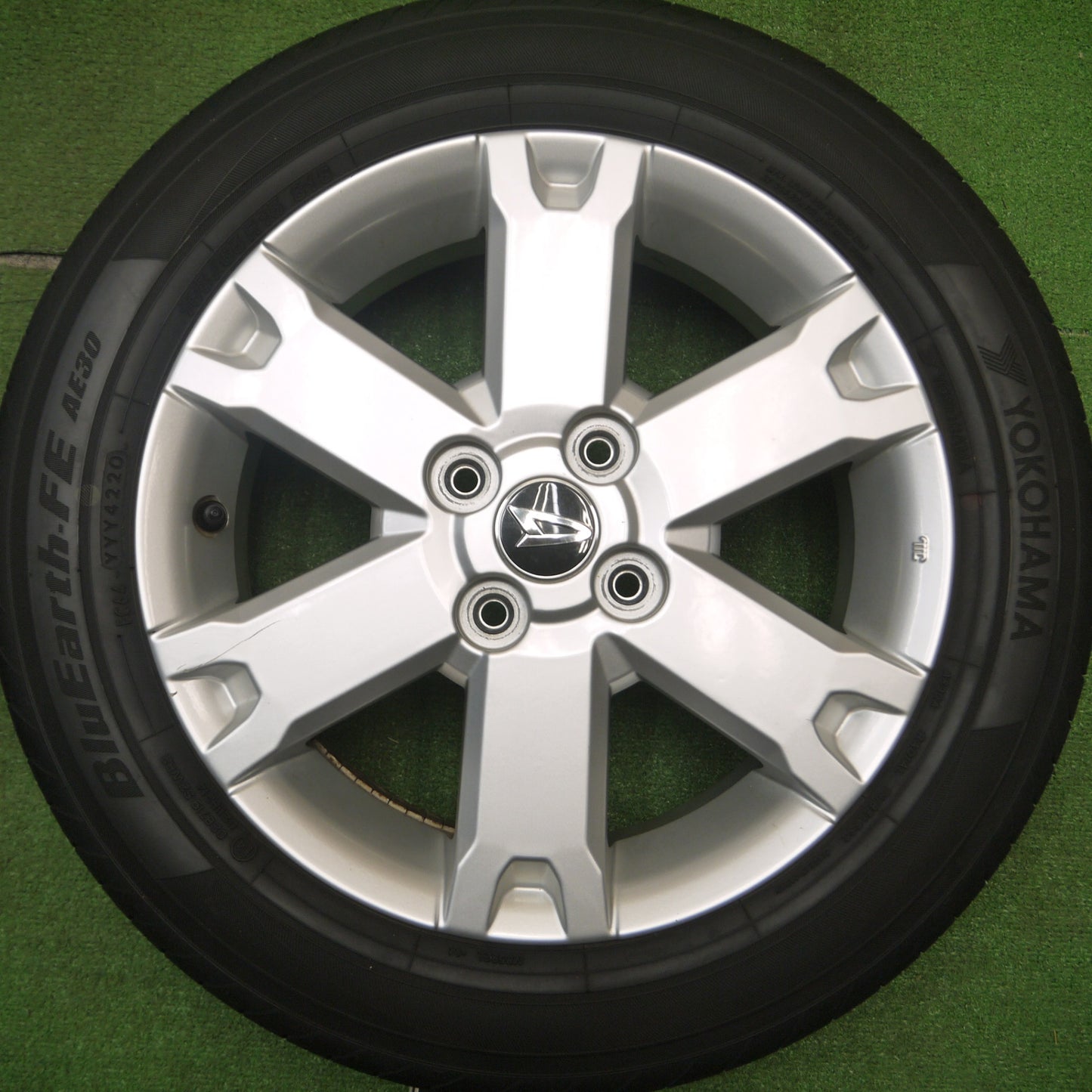 [送料無料] キレイ！20年★ダイハツ タフト 純正 165/65R15 ヨコハマ BluEarth-FE AE30 ブルーアース 15インチ PCD100/4H★4122311Hノ