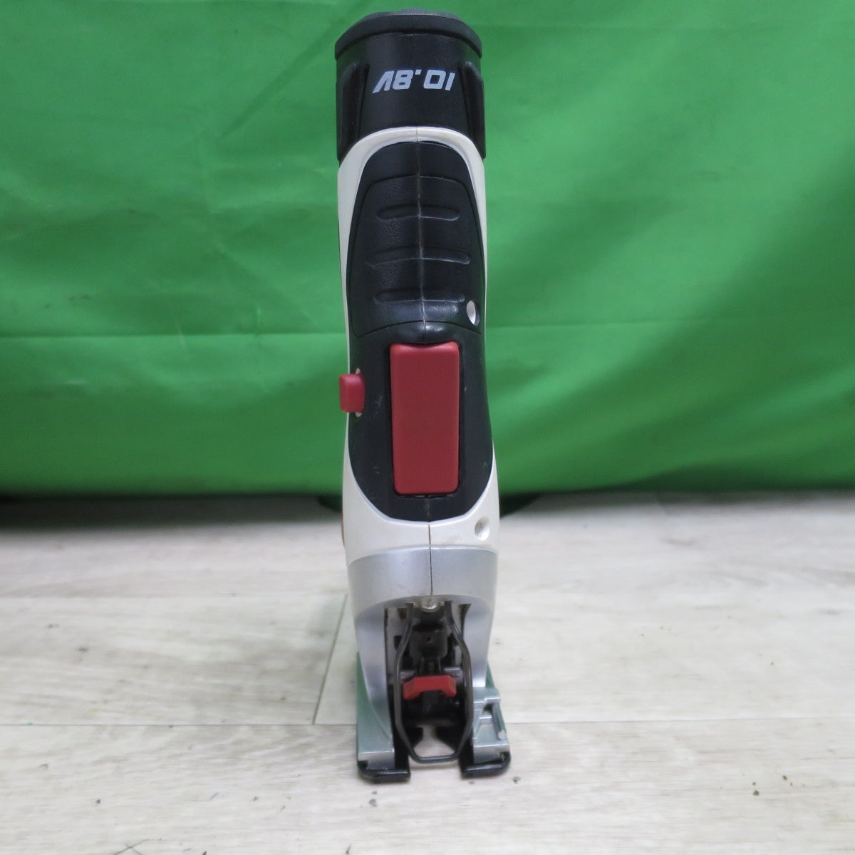 [送料無料] 付属品多数!バッテリー2個☆SK11 充電 マルチソー 10.8V SMS-108V-13Li 充電器 ケース 箱 付き 電動 工具☆