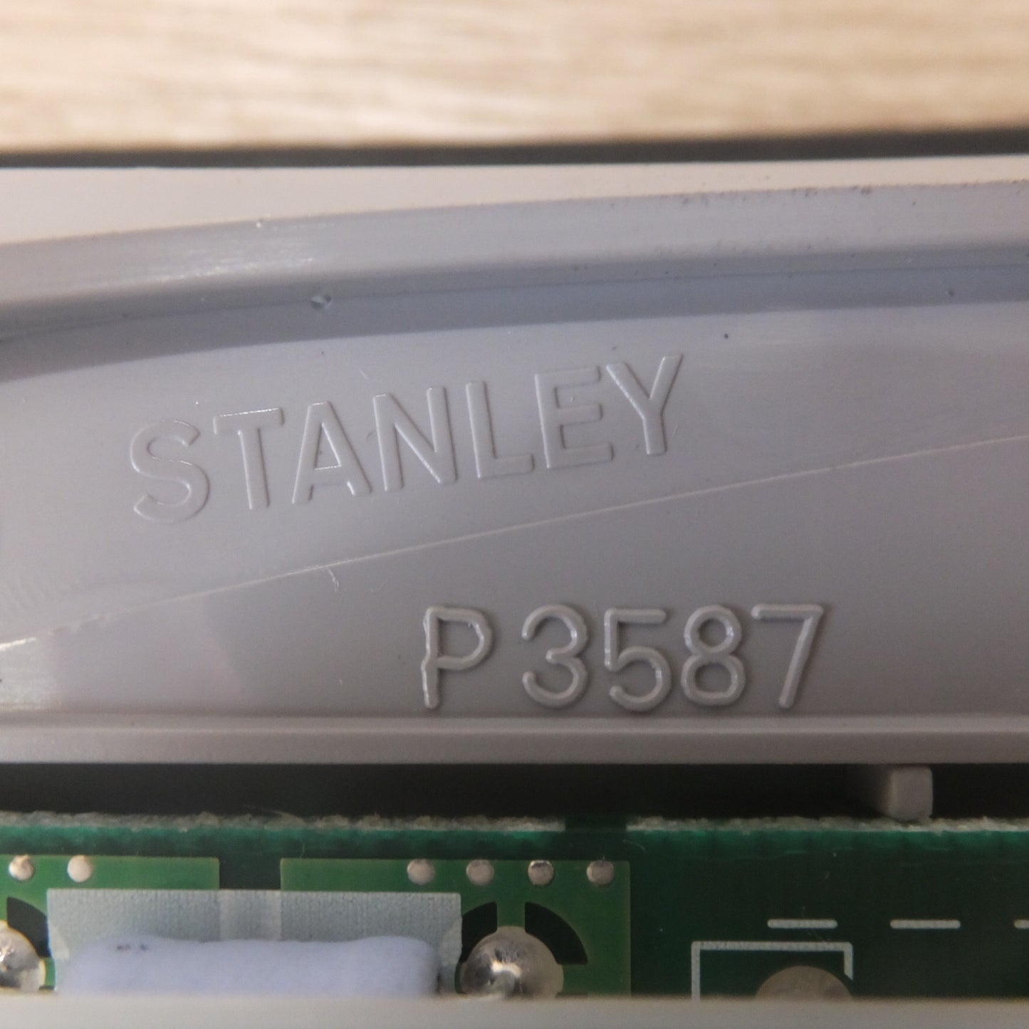 [送料無料] 未使用★トヨタ TOYOTA 純正 セルシオ 30系 テールランプ STANLEY P3587 左★