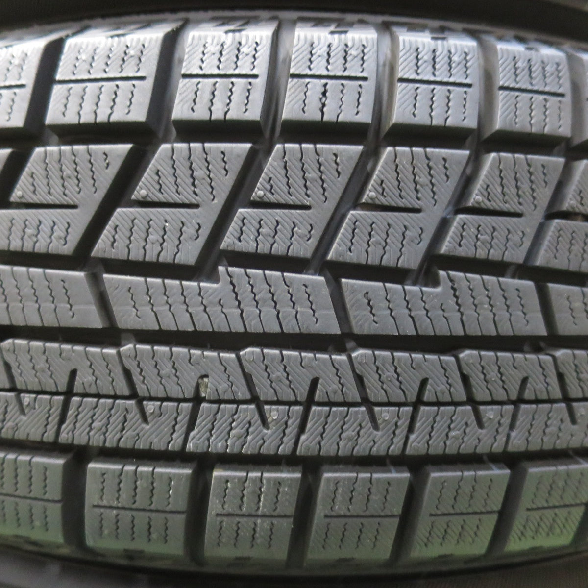 バリ溝！23年！キレイ！ほぼ10分★スタッドレス 165/65R14 ヨコハマ アイスガード iG60 TEAD テッド 14インチ PCD100/4H★5122915イス