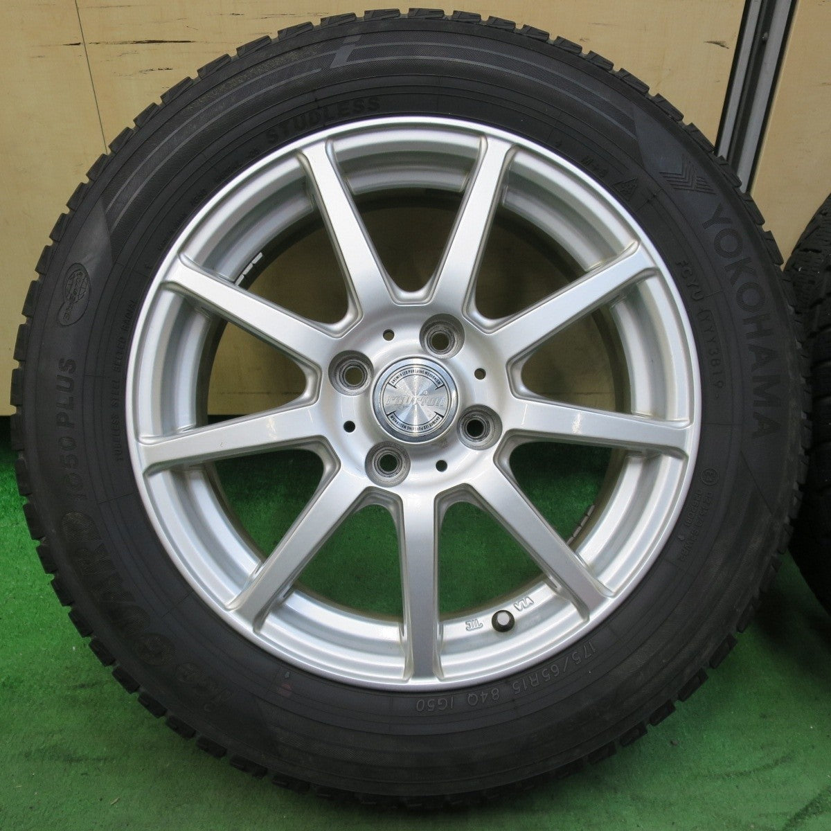 4本価格★スタッドレス 175/65R15 ヨコハマ アイスガード iG50 プラス ravrion ラブリオン 15インチ PCD100/4H★5021101イス