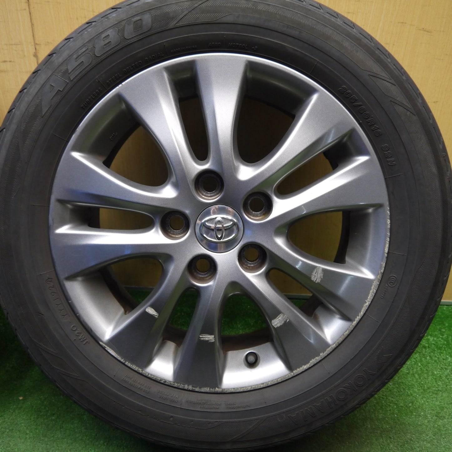 4本価格！22年★トヨタ 70系 ノア ヴォクシー 純正 205/60R16 ヨコハマ A580 16インチ PCD114.3/5H★6031007Hノ