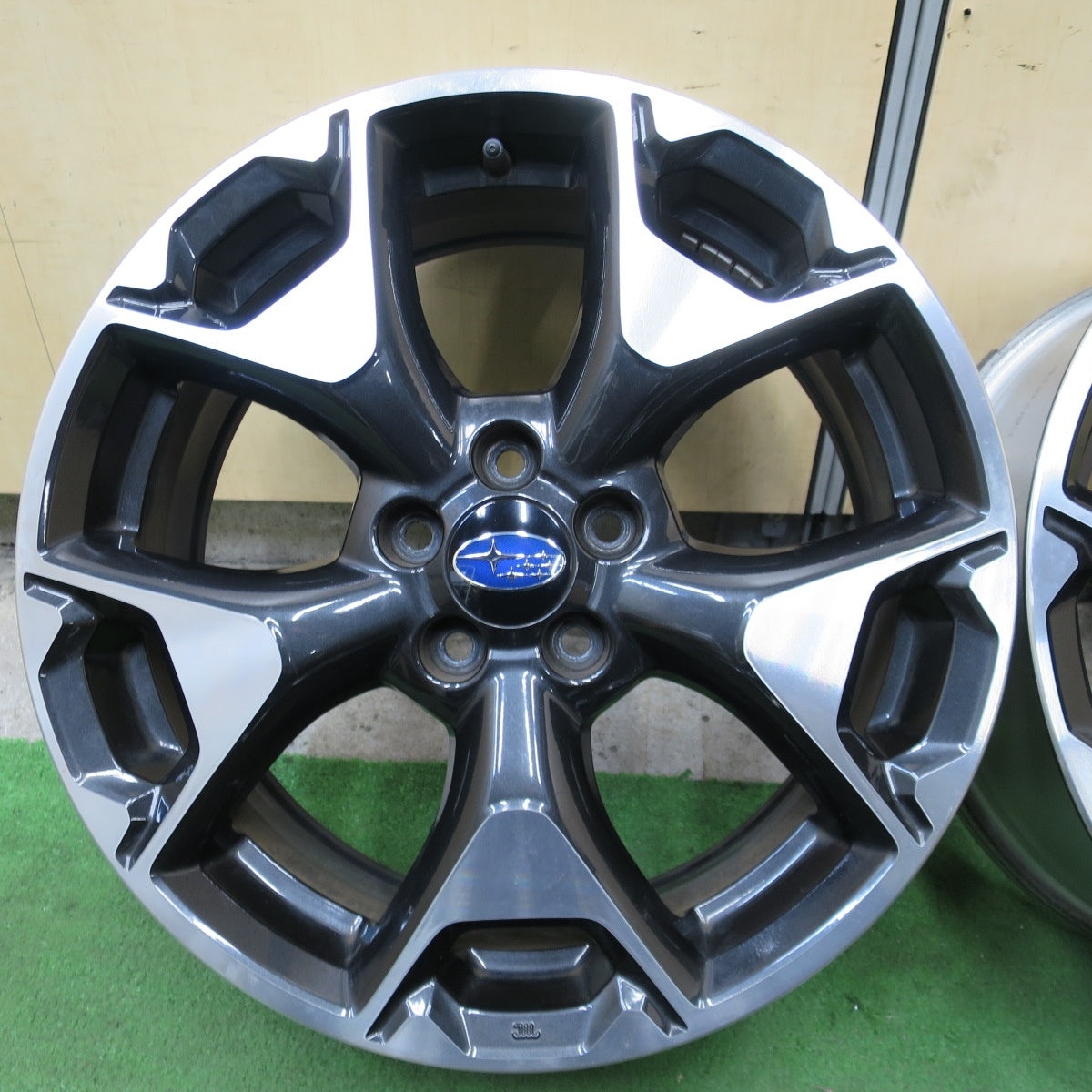4本価格★スバル GT系 XV 純正 ホイール 17インチ 17×7J PCD100/5H★6031102NGホ