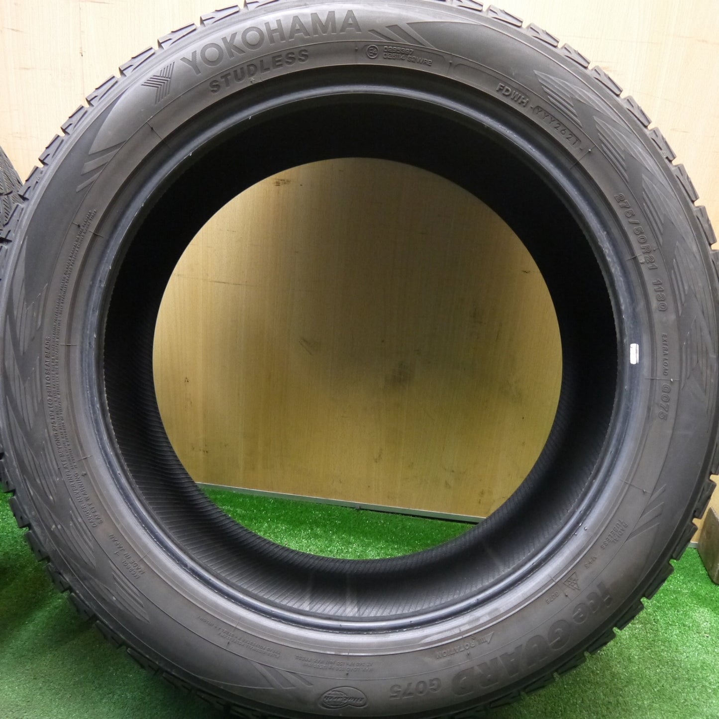 バリ溝！9.5分★スタッドレス 275/50R21 ヨコハマ アイスガード G075 タイヤ 21インチ レクサス LX ランクル ランドローバー レンジローバー 等★6013007Hス