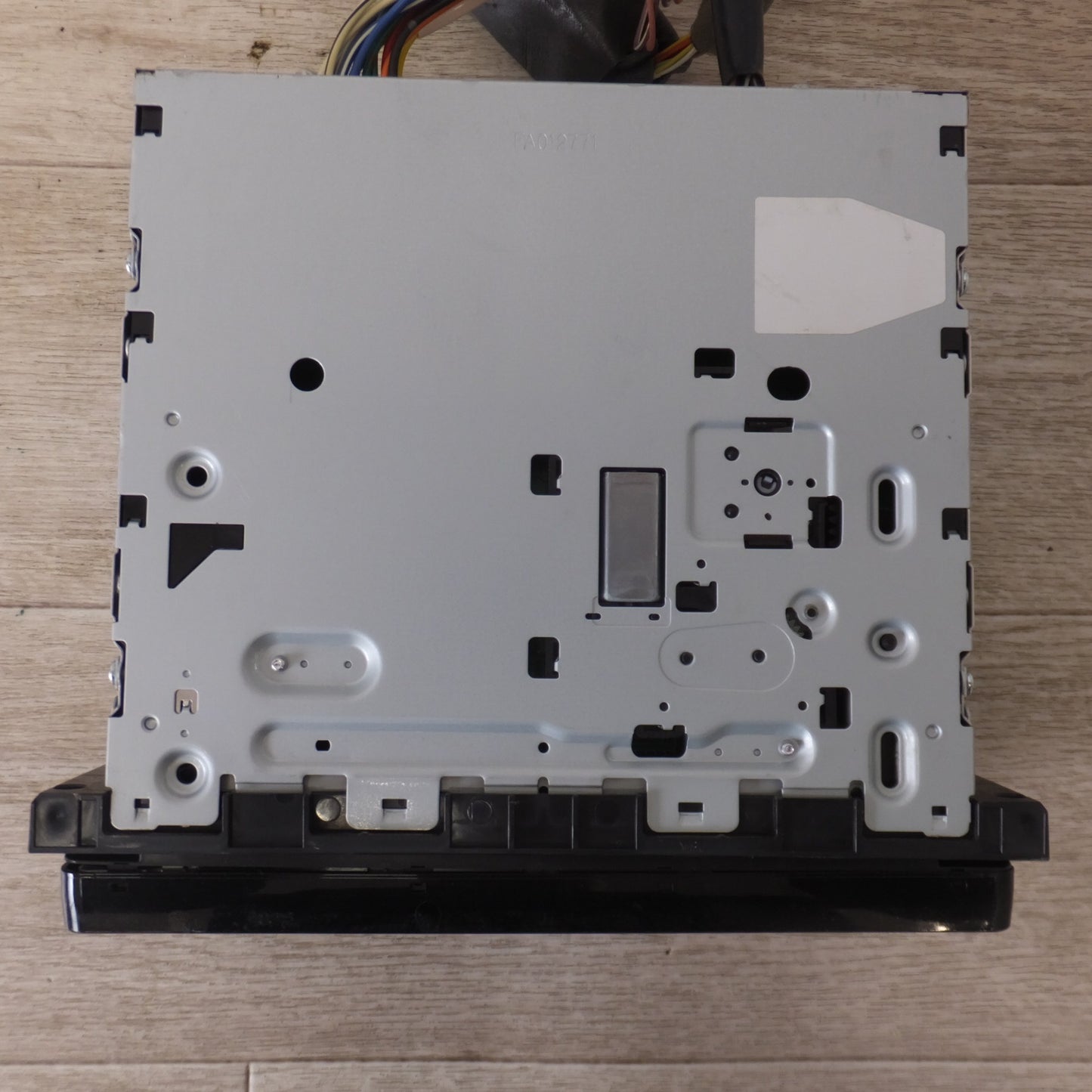 [送料無料] 現状品★パナソニック Panasonic SDカーナビステーション Strada CN-RE04WD(18)★