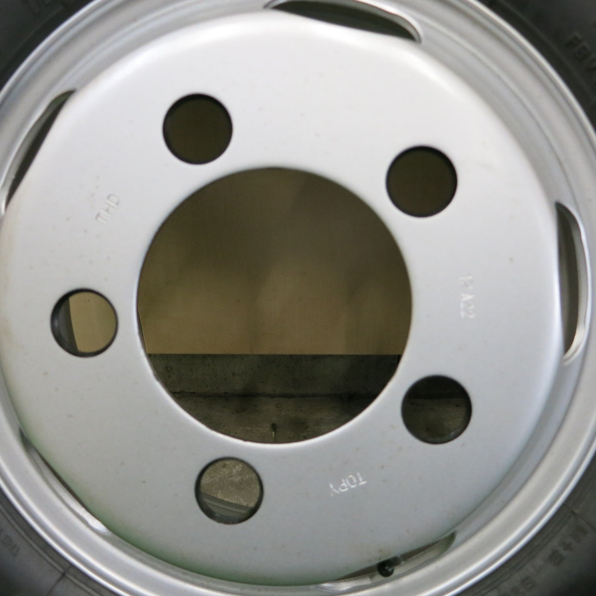 *送料無料* 未使用！22年★トラック タイヤ 185/65R15 101/99L ヨコハマ TY285 TOPY スチール 15インチ PCD203.2/5H★4061703ナノ