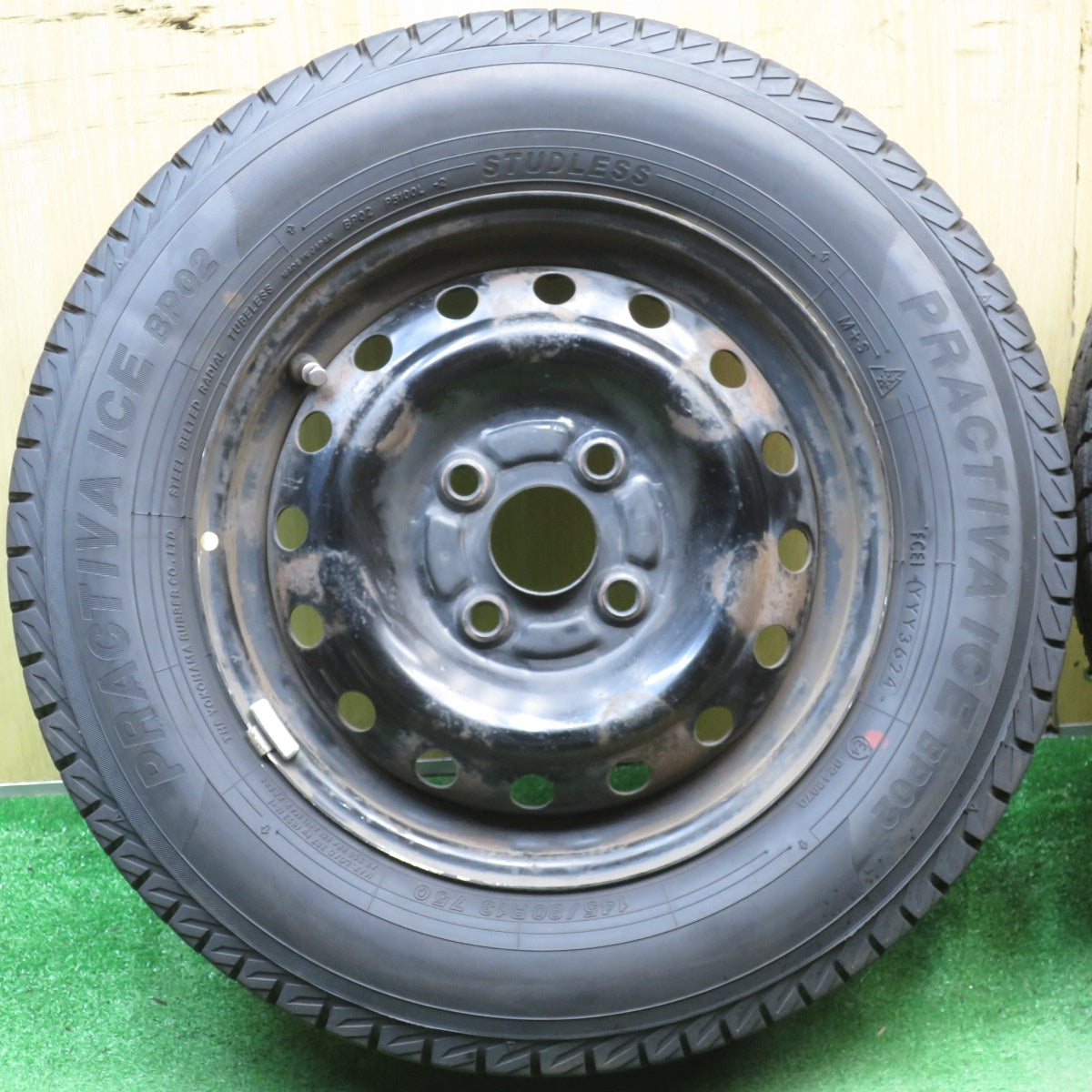 バリ溝！24年！9分★ダイハツ ミラ 純正 スチール 145/80R13 スタッドレス プラクティバ アイス BP02 ヨコハマ製 13インチ PCD100/4H★5073103NJス