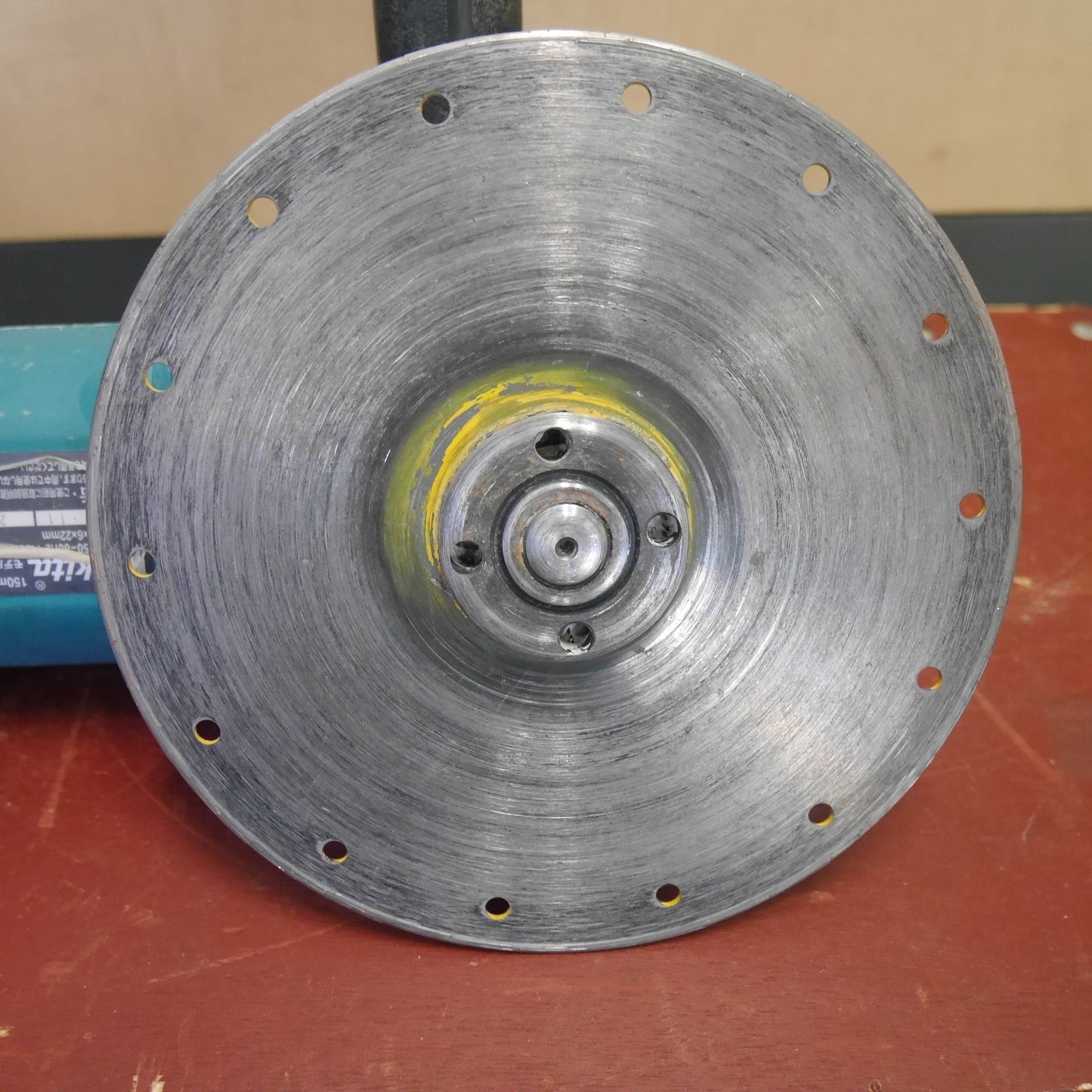 [送料無料] ☆マキタ 150mm ディスクグラインダー GA6021C 電動 工具 研削 研摩 研磨 機 コード式 100V makita☆