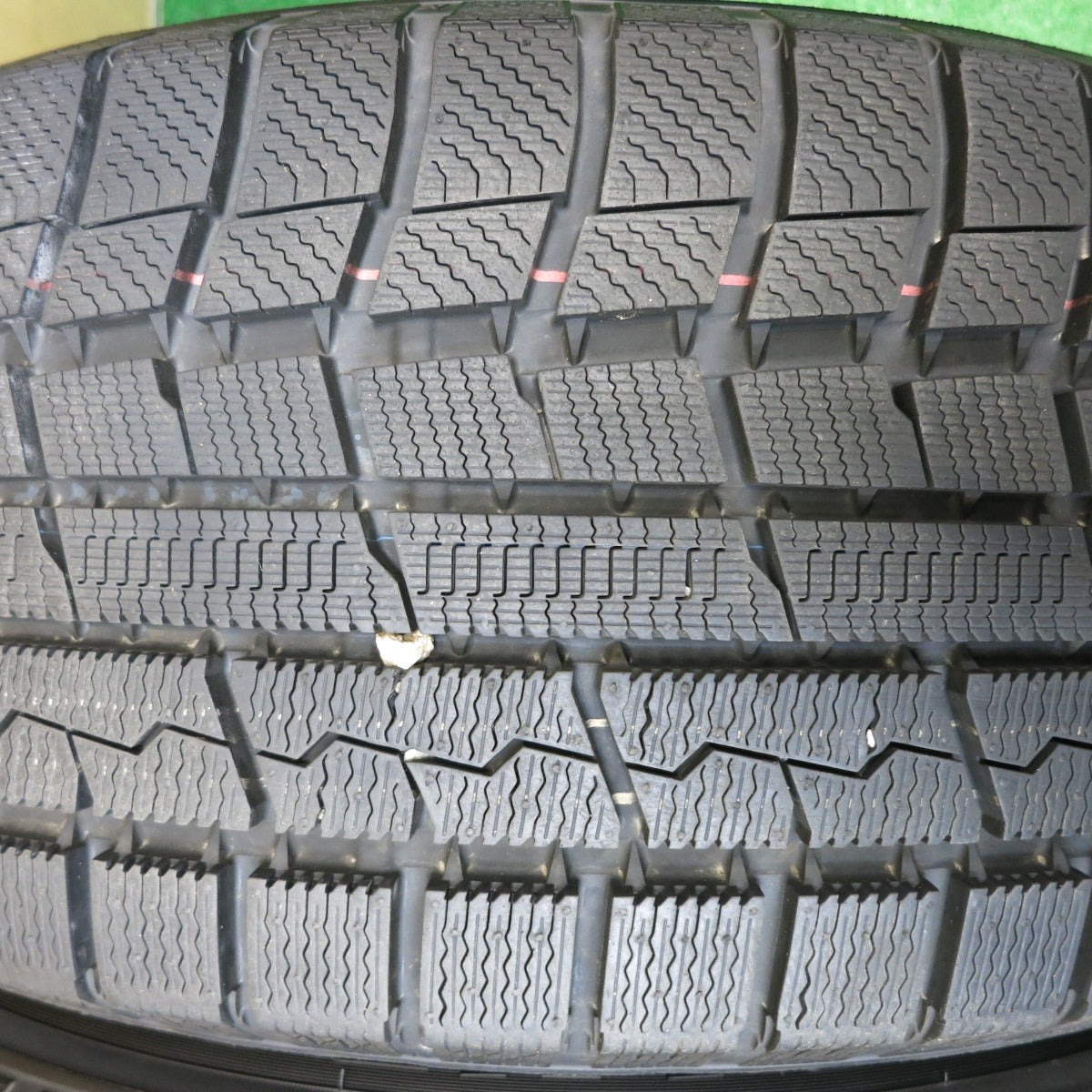 バリ溝！23年！キレイ！ほぼ10分★スタッドレス 235/60R18 トーヨー ウインター トランパス TX AMD 社外 アルミ 18インチ PCD114.3/5H★5103003HAス