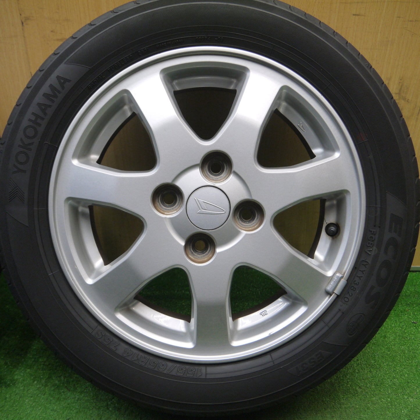 [送料無料] 4本価格★ダイハツ ムーヴ タント 等 純正 155/65R14 ヨコハマ エコス ES31 14インチ PCD100/4H★5010613Hノ