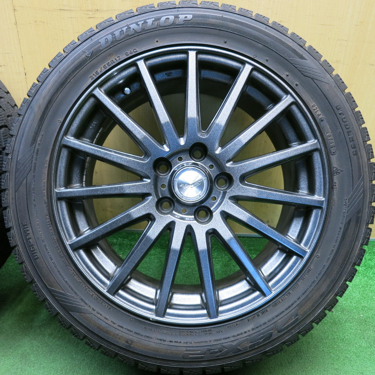 バリ溝！キレイ！9.5分◎スタッドレス 215/55R17 ダンロップ DSX-2 SEIN RACING S ザイン レーシング 17インチ PCD114.3/5H◎6080603HAス