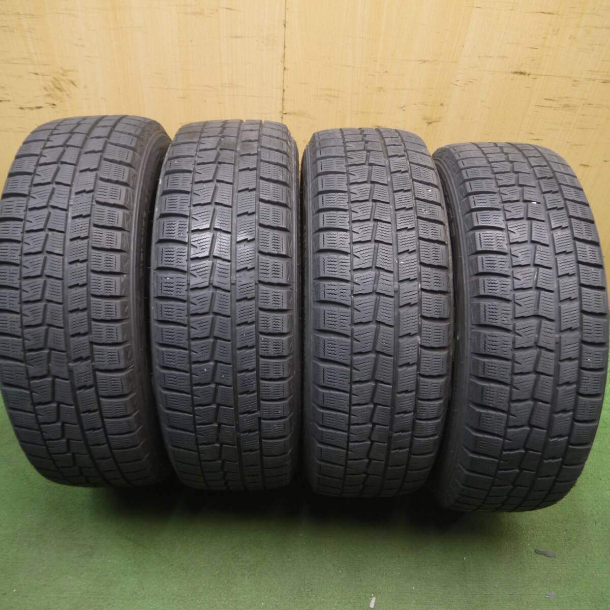 バリ溝 綺麗 8.5分★ワーゲン等 Eurodesign 205/55R16 スタッドレス ダンロップ ウインターマックス WM01 PCD112/5★4052408Hス