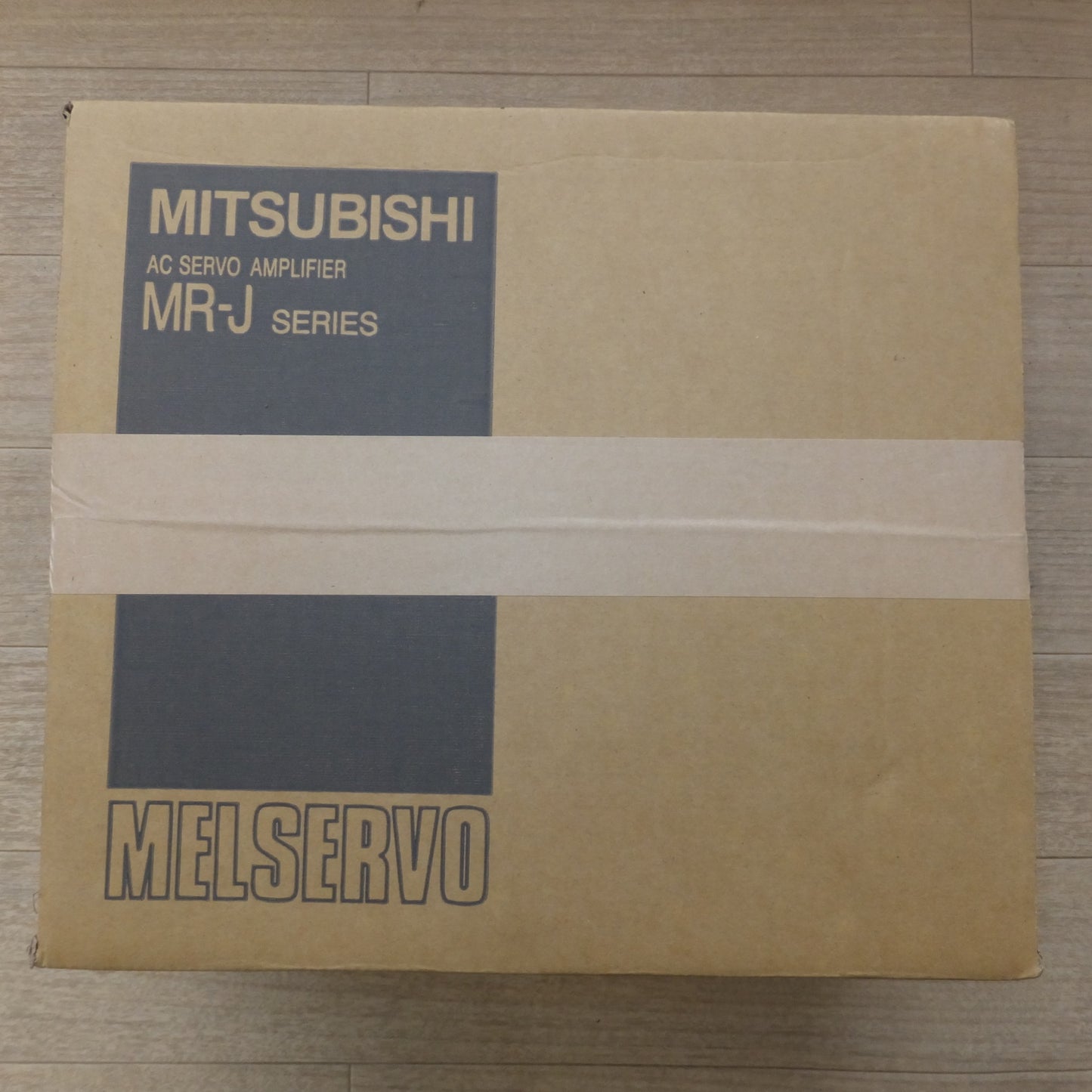 [送料無料] 未使用★三菱 MITSUBISHI サーボアンプ AC SERVO AMPLIFIER MR-J SERIES MR-J2S-500A(3)★