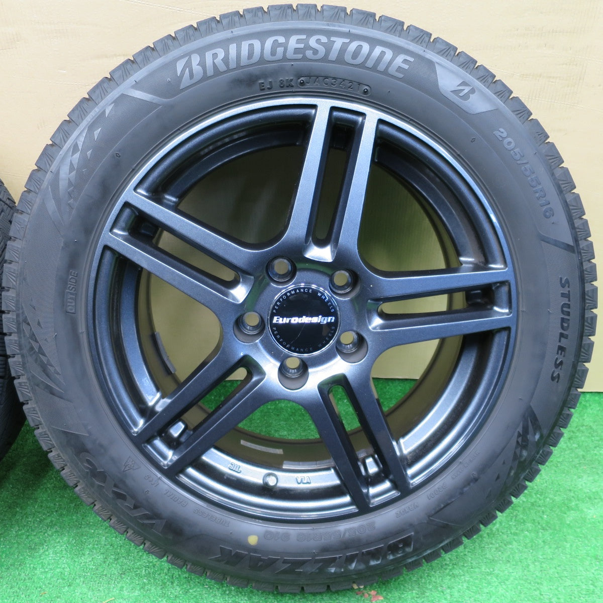 バリ溝！21年！キレイ！9分★ベンツ 等 Eurodesign EIGER 205/55R16 スタッドレス ブリヂストン ブリザック VRX3 16インチ ユーロデザイン アイガー PCD112/5H★5120303NKス