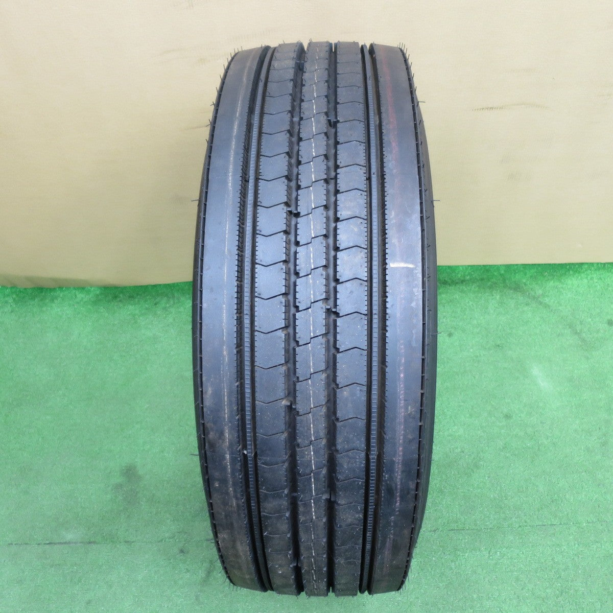 未使用！23年！1本★トラック タイヤ 235/70R17.5 127/125J ブリヂストン R225 17.5インチ★6032901NKノタ