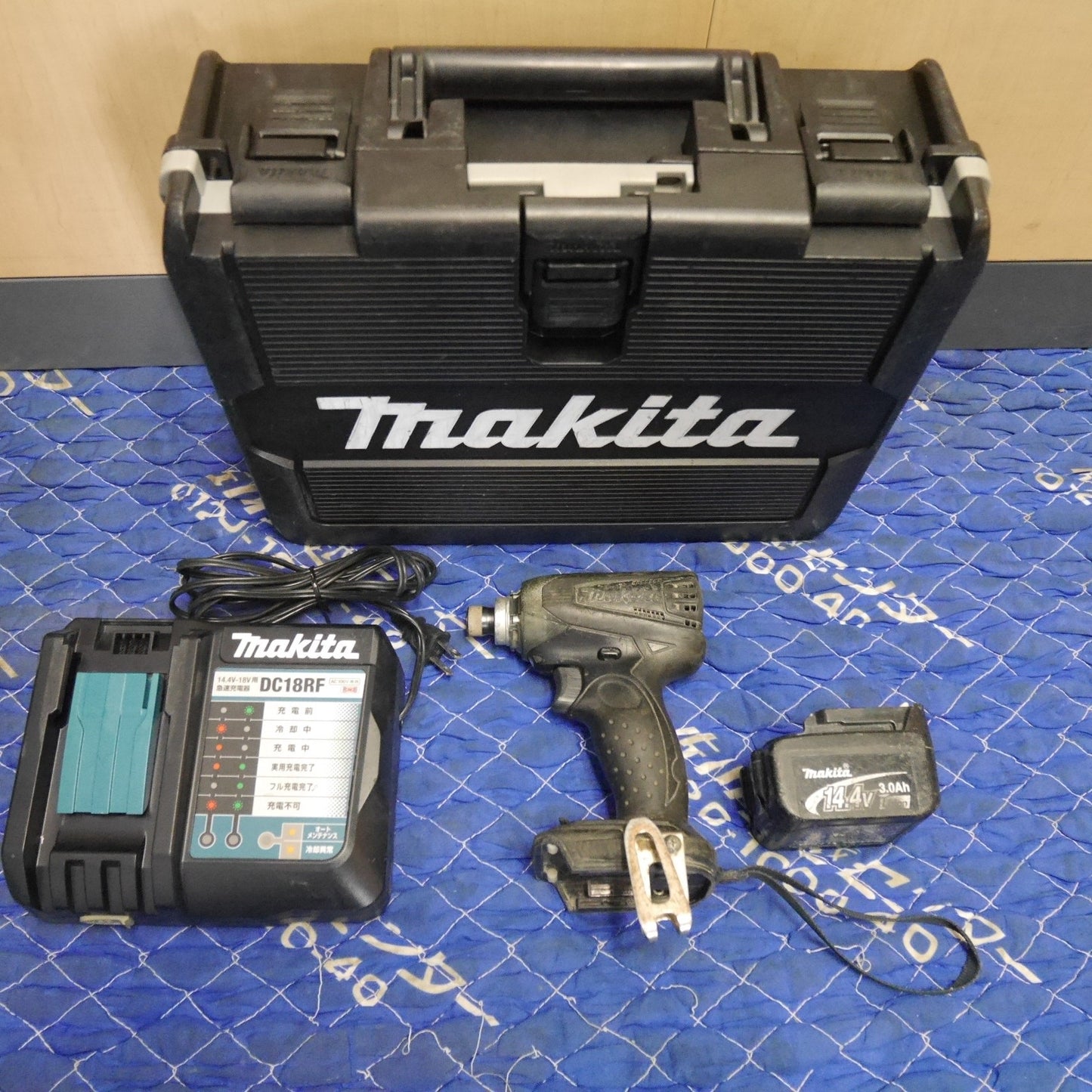 [送料無料] ☆マキタ 充電式 インパクトドライバ TD133D 電動 工具 14.4V コードレス makita☆