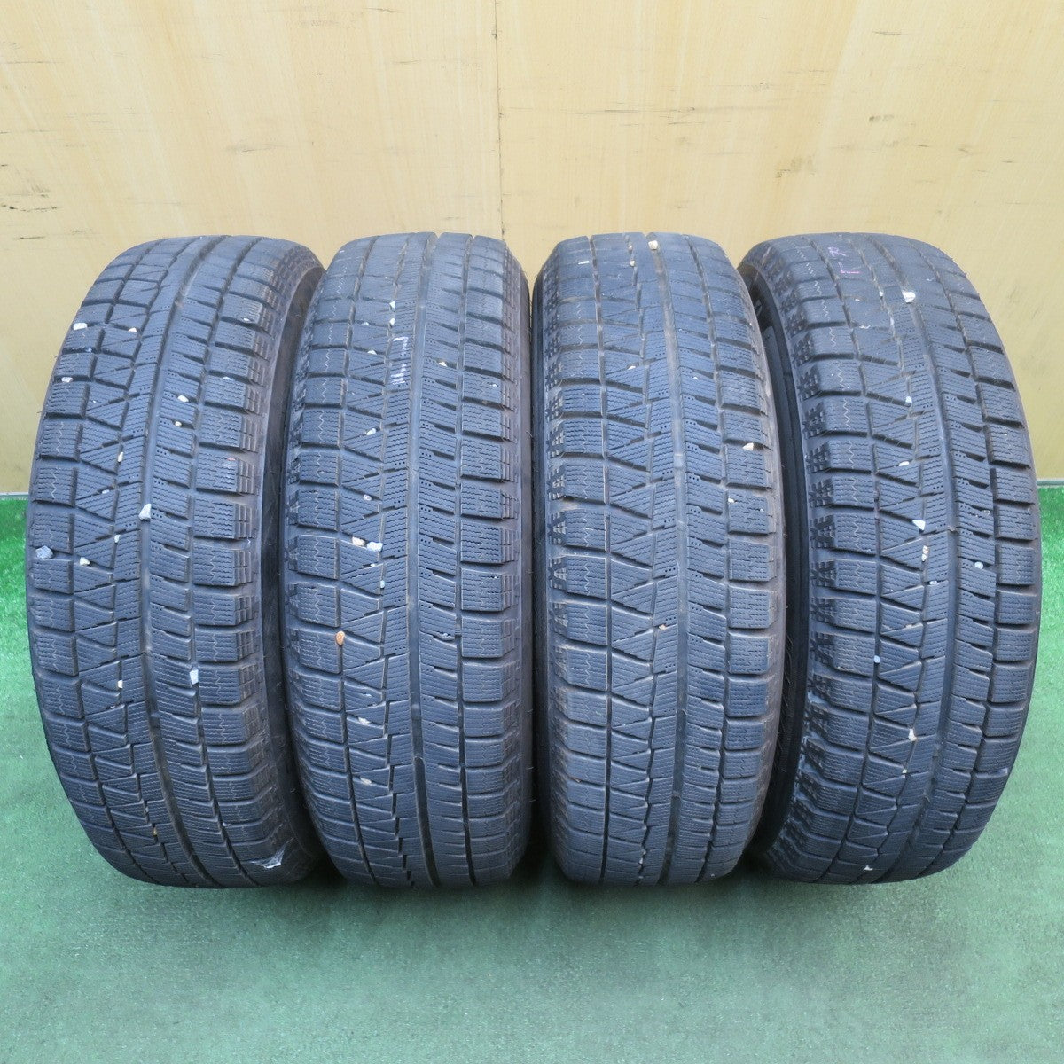 バリ溝！キレイ！9.5分★スタッドレス 185/65R15 ブリヂストン アイスパートナー2 ECO FORME SE-18 エコフォルム 15インチ PCD100/4H★6052904NJス
