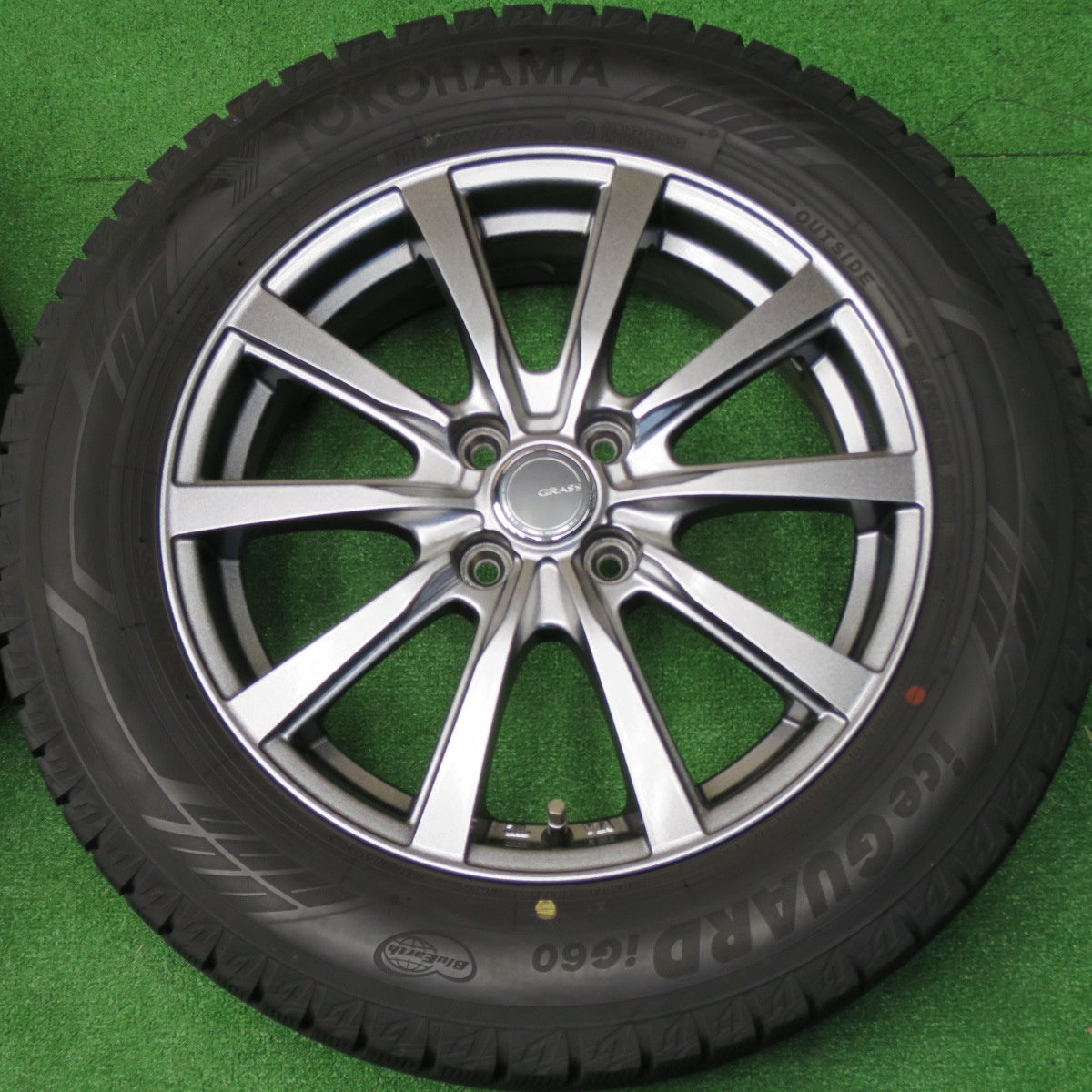 バリ溝！キレイ！9.5分★スタッドレス 195/65R16 ヨコハマ アイスガード iG60 GRASS グラス 16インチ PCD100/4H★6022603NKス
