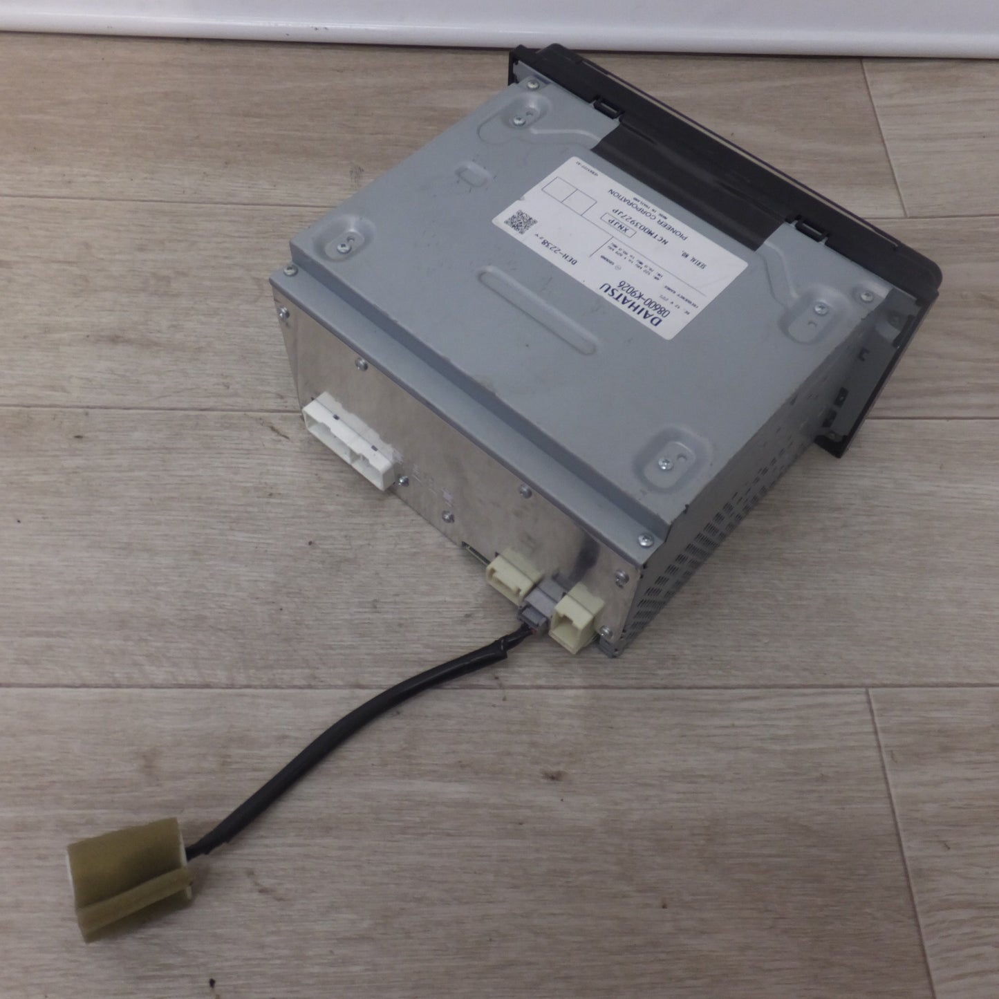 [送料無料] ★パイオニア製 ダイハツ 純正 ワイド CD/USB チューナー CUP-W64D 08600-K9026 DEH-2238ZY(67★