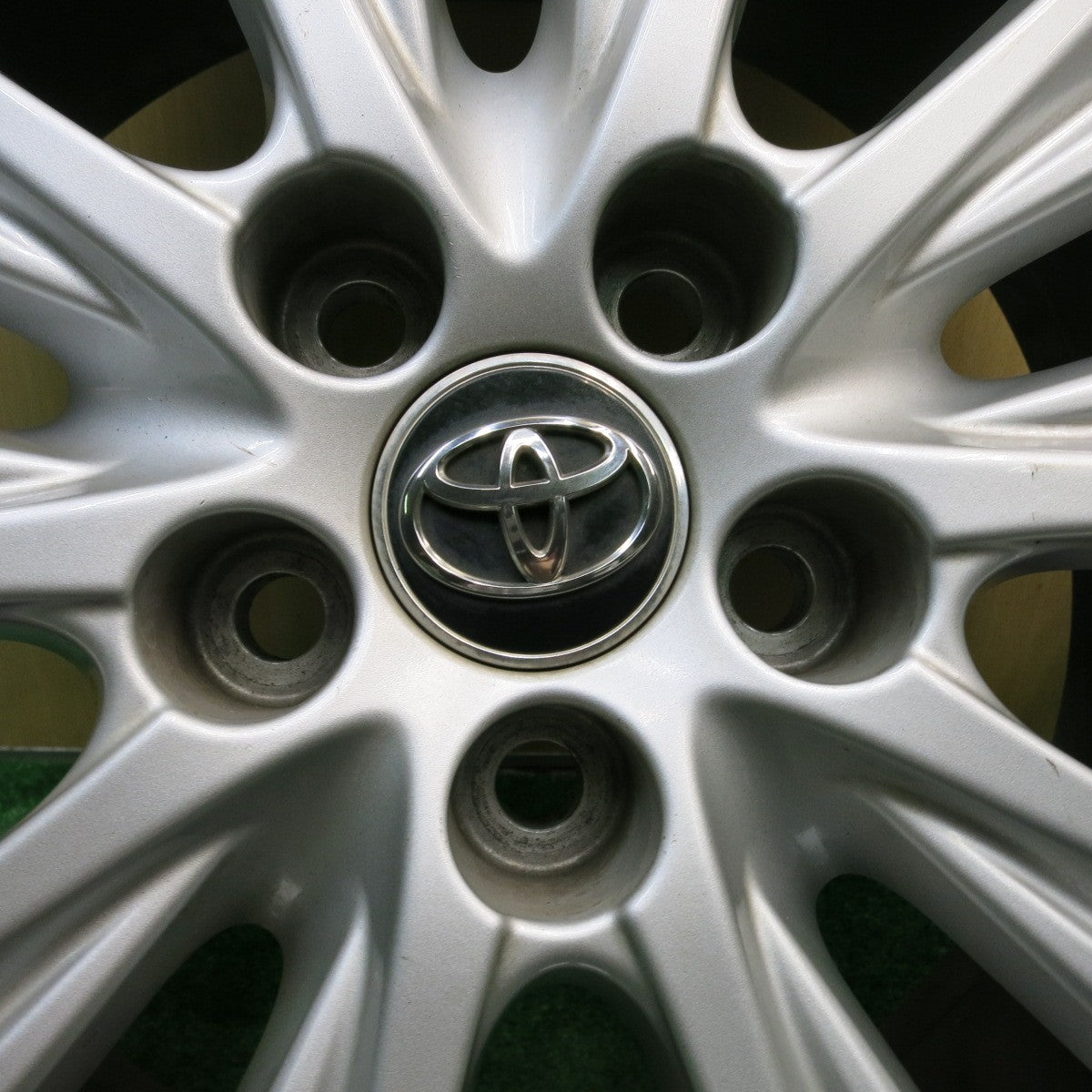 キレイ★トヨタ 30系 アルファード ヴェルファイア 純正 235/50R18 トーヨー トランパス R30 18インチ PCD114.3/5H★5062701AKノ