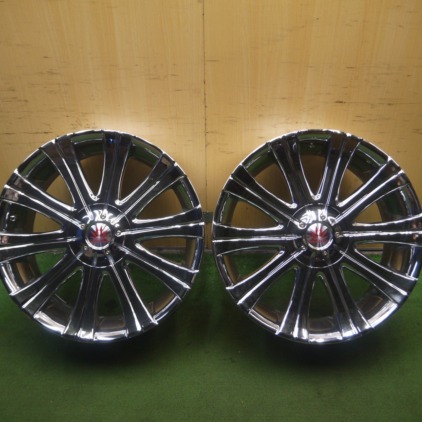 *送料無料* 2本価格★CRIMSON MYRTLE LEON 22インチ ホイール マーテル レオン クリムソン 22×9J PCD112 114.3/5H マルチ★4062501Hホ
