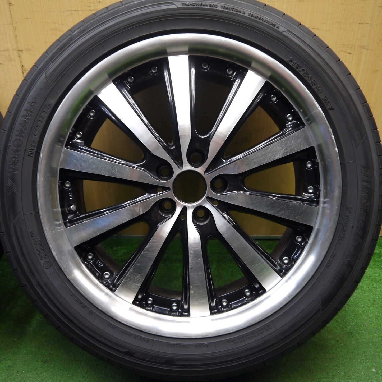 バリ溝！22年！9.5分★プリウス 等 STEINER VS5 215/50R18 ヨコハマ BluEarth-XT AE61 シュタイナー 18インチ PCD100/5H★5062507Hノ