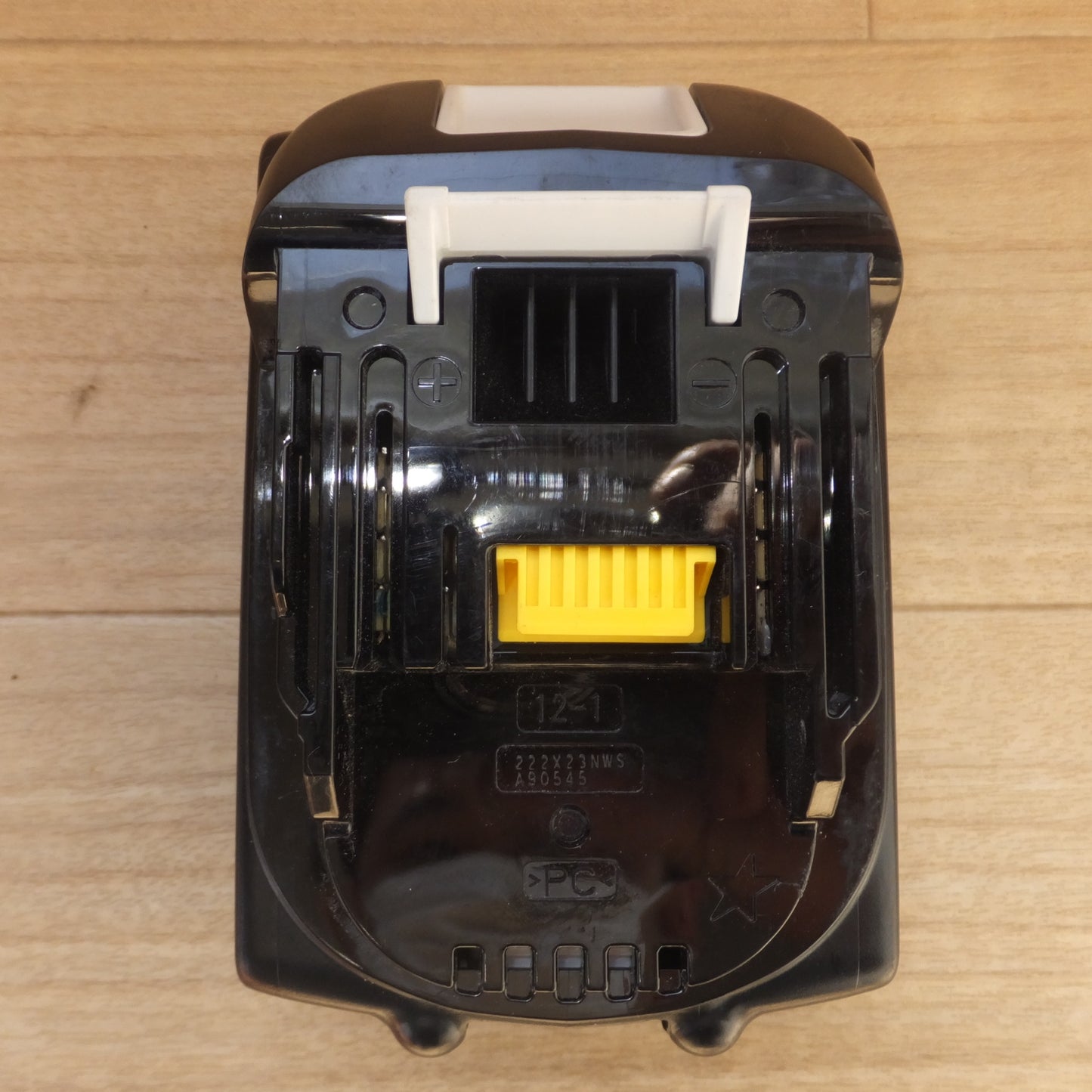 [送料無料] キレイ★マキタ makita Li-ion 20 バッテリ BL1860B　DC18V 6.0Ah 108Wh 雪マーク★