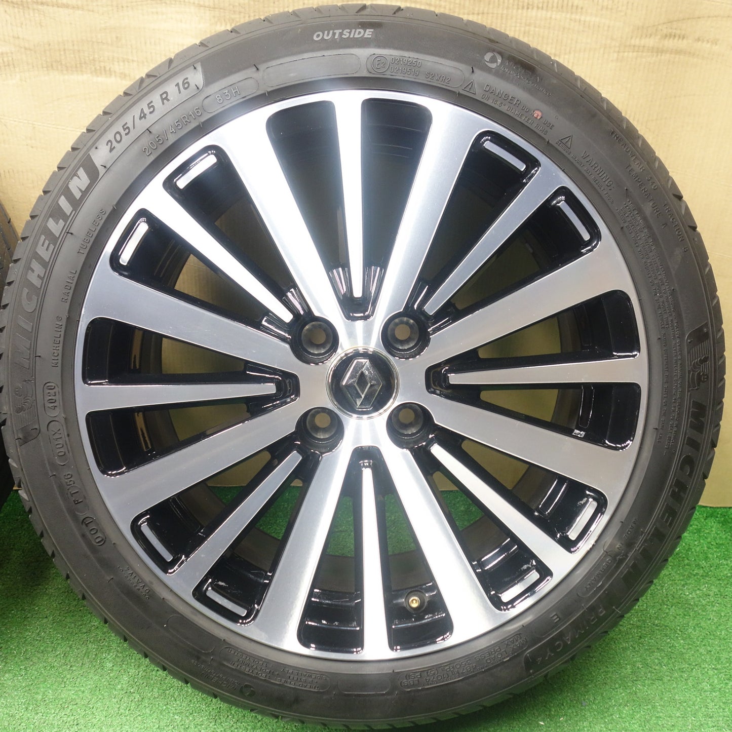 バリ溝！8.5分★ルノー トゥインゴ インテンス 純正 185/50R16 205/45R16 ミシュラン プライマシー4 16インチ PCD100/4H★6013102KTノ