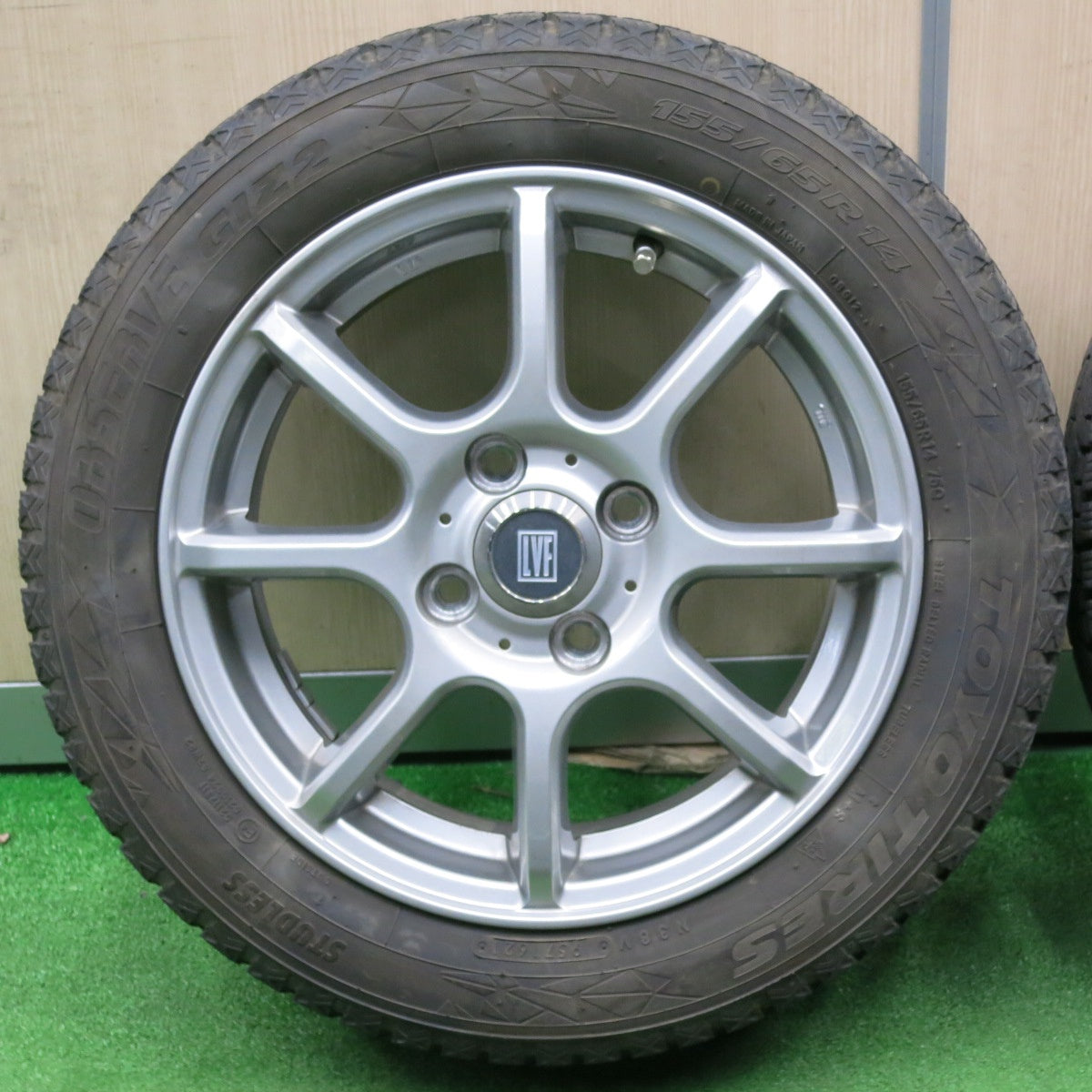 [送料無料] キレイ！21年★スタッドレス 155/65R14 トーヨー オブザーブ GIZ2 LVF 社外 アルミ 14インチ PCD100/4H★5010501NJス