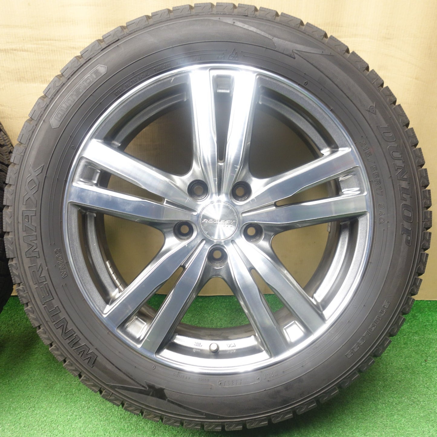バリ溝！9.5分★スタッドレス 215/55R17 ダンロップ ウインターマックス WM02 ROZEST YT-E ロゼスト 17インチ PCD114.3/5H★6021301KTス