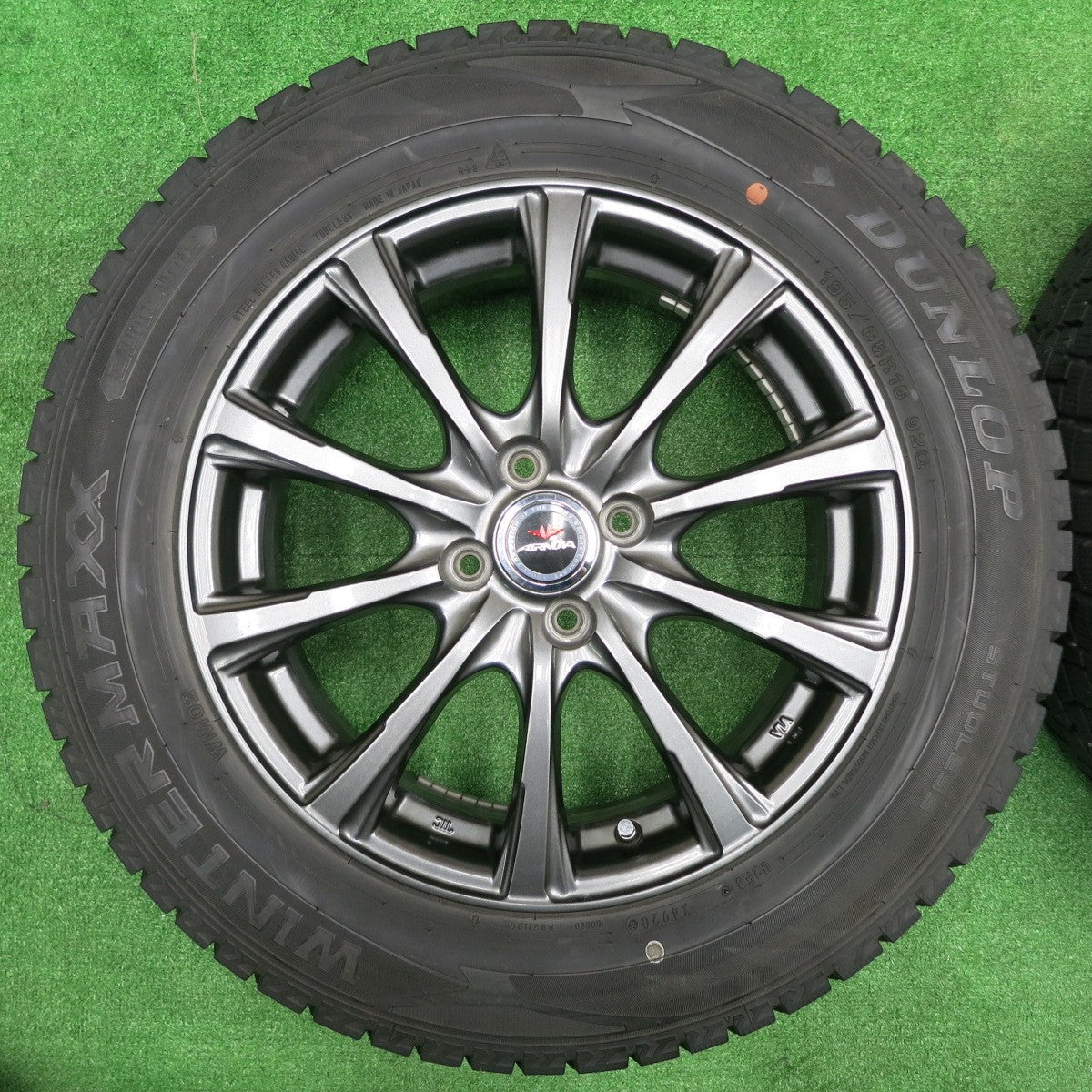 [送料無料] バリ溝！20年！キレイ！9分★スタッドレス 195/65R16 ダンロップ ウインターマックス WM02 AIRNOVA エアノヴァ 16インチ PCD100/4H★4092205NJス