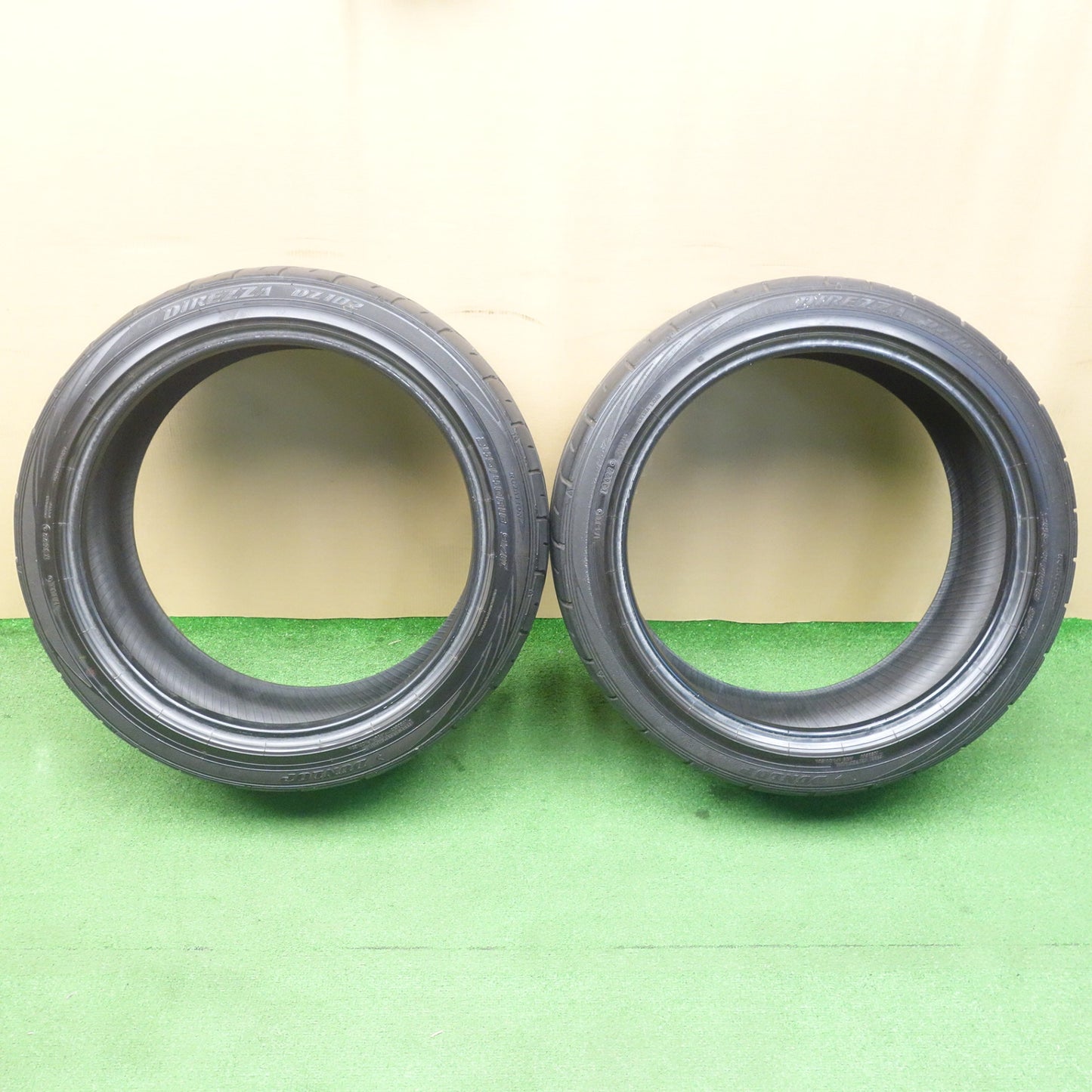 バリ溝！22年！8.5分！2本★245/40R18 ダンロップ DIREZZA DZ102 ディレッツァ 18インチ タイヤ GR カローラ WRX インプレッサ 等★6032504KTノタ