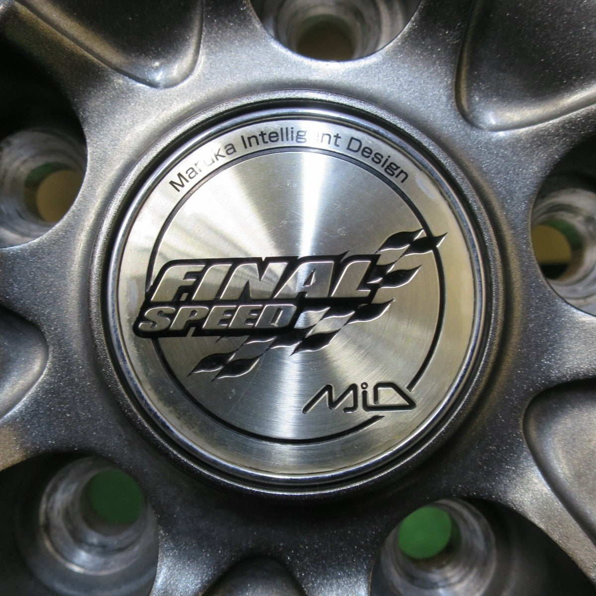バリ溝！キレイ！8.5分★スタッドレス 205/60R16 ダンロップ ウインターマックス WM01 FINAL SPEED MiD ファイナルスピード 16インチ PCD114.3/5H★5012207イス