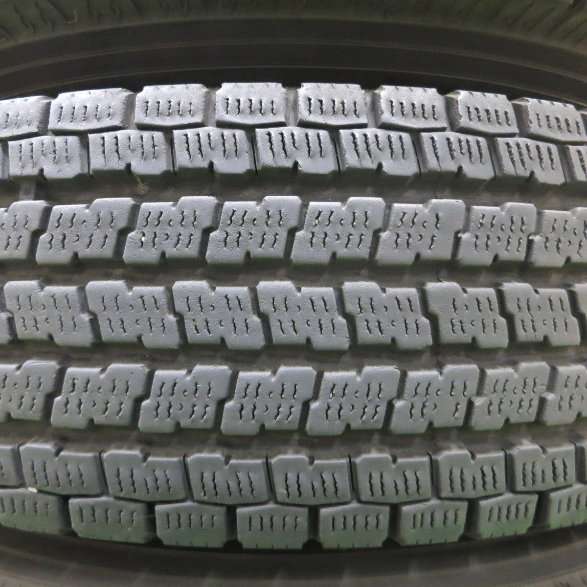 *送料無料* 4本価格★トヨタ ハイエース 純正 スチール 195/80R15 107/105L スタッドレス ヨコハマ アイスガード iG91 PCD139.7/6H★4062202ナス