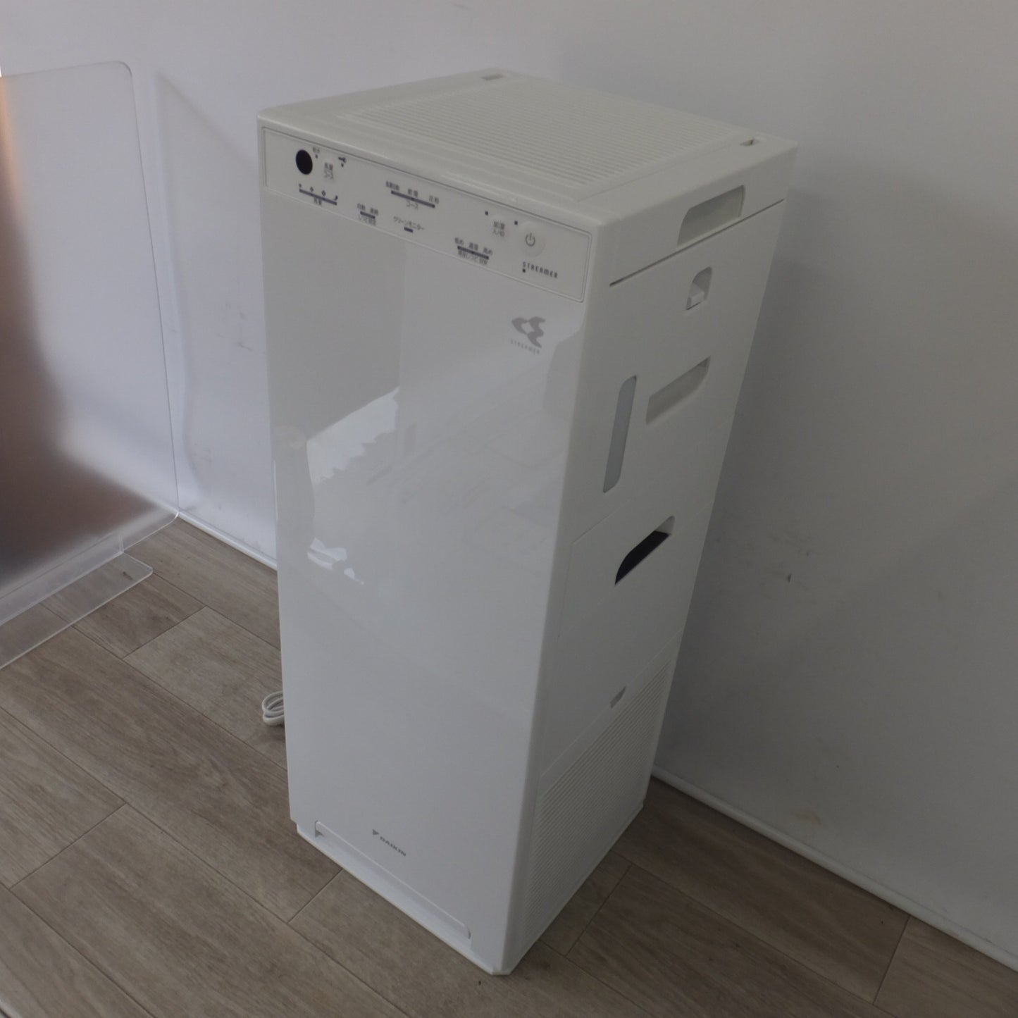 [送料無料] 美品★ダイキン DAIKIN 2025年製 加湿ストリーマ空気清浄機 MCK505A-W 屋内用　100V 50/60Hz★