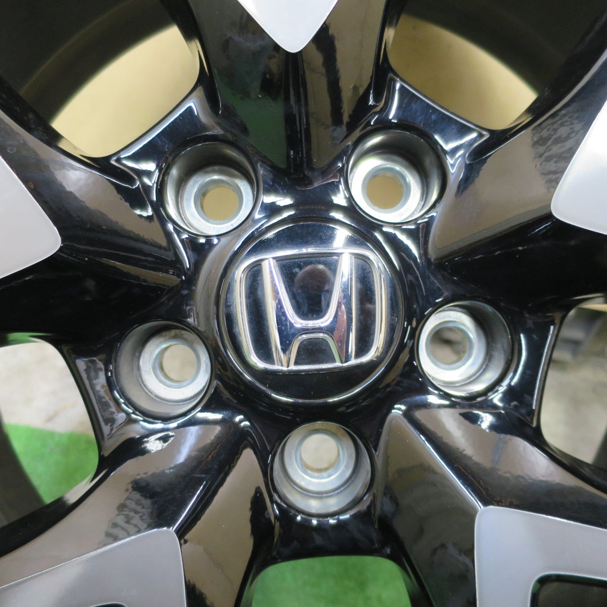 4本価格！付属品 消音装置 付き◎ホンダ FL1 FL4 シビック 純正 ホイール 18インチ 18×8J PCD114.3/5H◎6082402NGホ
