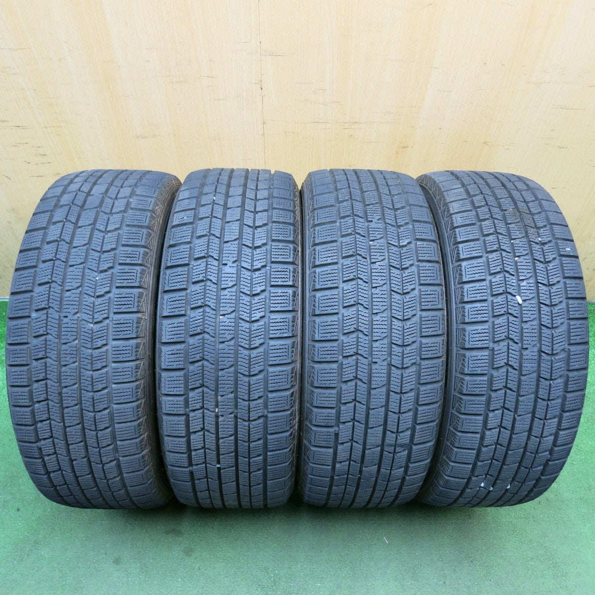 バリ溝！キレイ！9.5分◎スタッドレス 215/55R17 ダンロップ DSX-2 SEIN RACING S ザイン レーシング 17インチ PCD114.3/5H◎6080603HAス