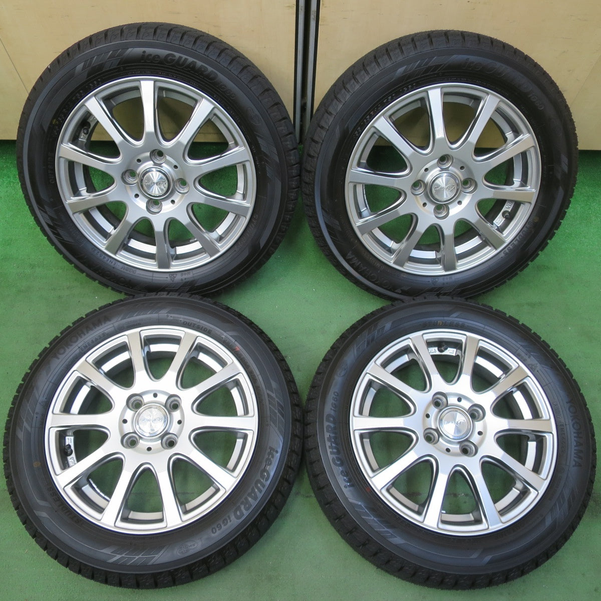 タイヤほぼ未使用！22年★スタッドレス 155/65R14 ヨコハマ アイスガード iG60 LAYCEA レイシア 14インチ PCD100/4H★5080601イス