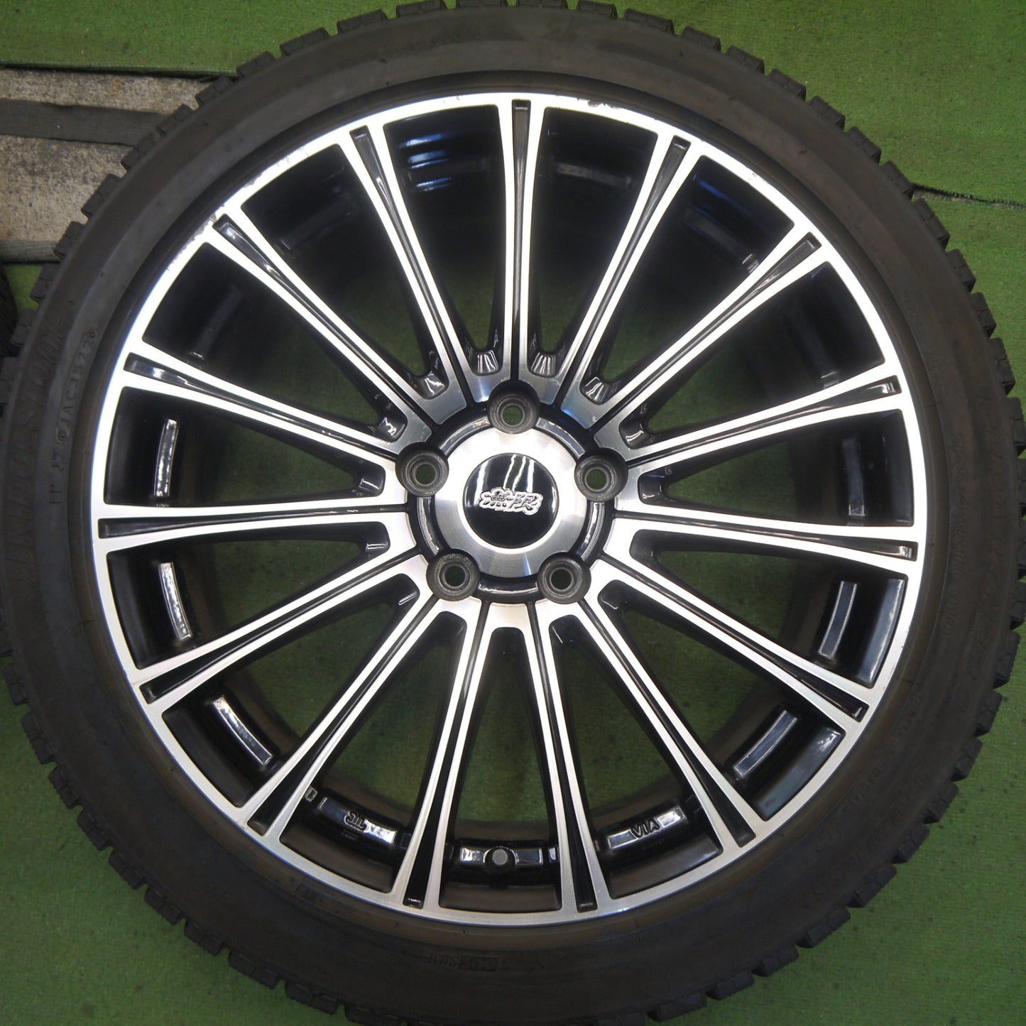 バリ溝！22年！8.5分◎無限 MUGEN MDA 225/45R18 スタッドレス ブリヂストン アイスパートナー2 18インチ PCD114.3/5H◎6090103Hス