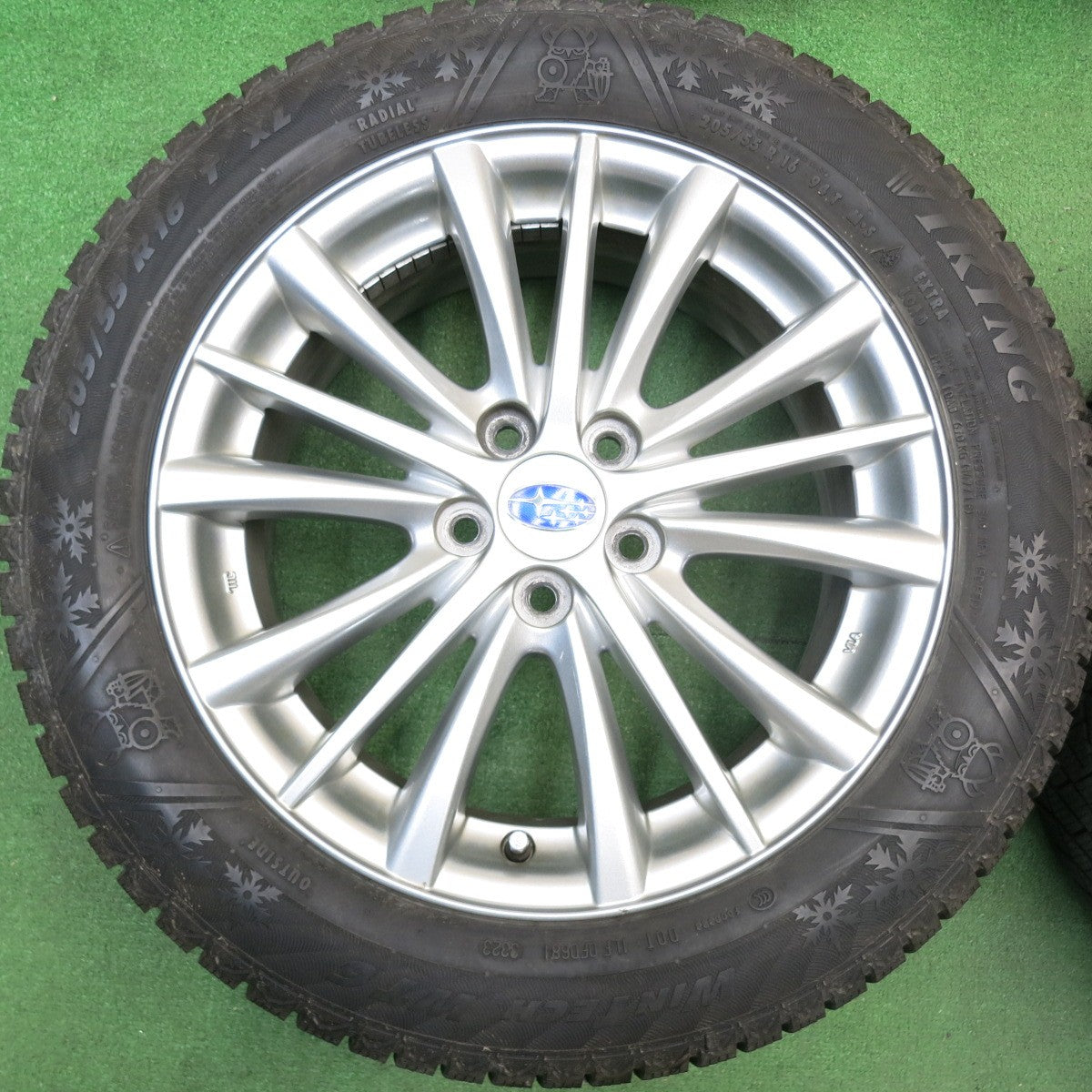 バリ溝！23年！8.5分★スバル インプレッサ 純正 205/55R16 スタッドレス バイキング WINTECH WT6 16インチ PCD100/5H★6020503HAス