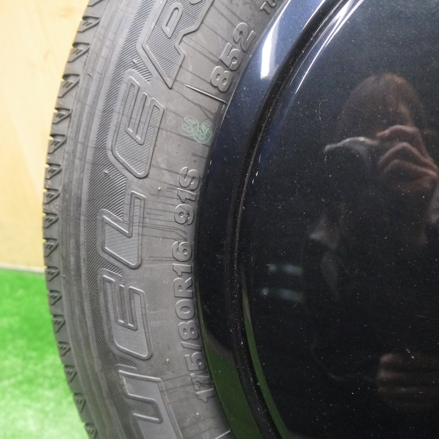 新車外し！23年！背面カバー付き！1本★スズキ ジムニー 純正 スチール 175/80R16 ブリヂストン デューラー H/L 852 スペア 16インチ PCD139.7/5H★5121901Hノ
