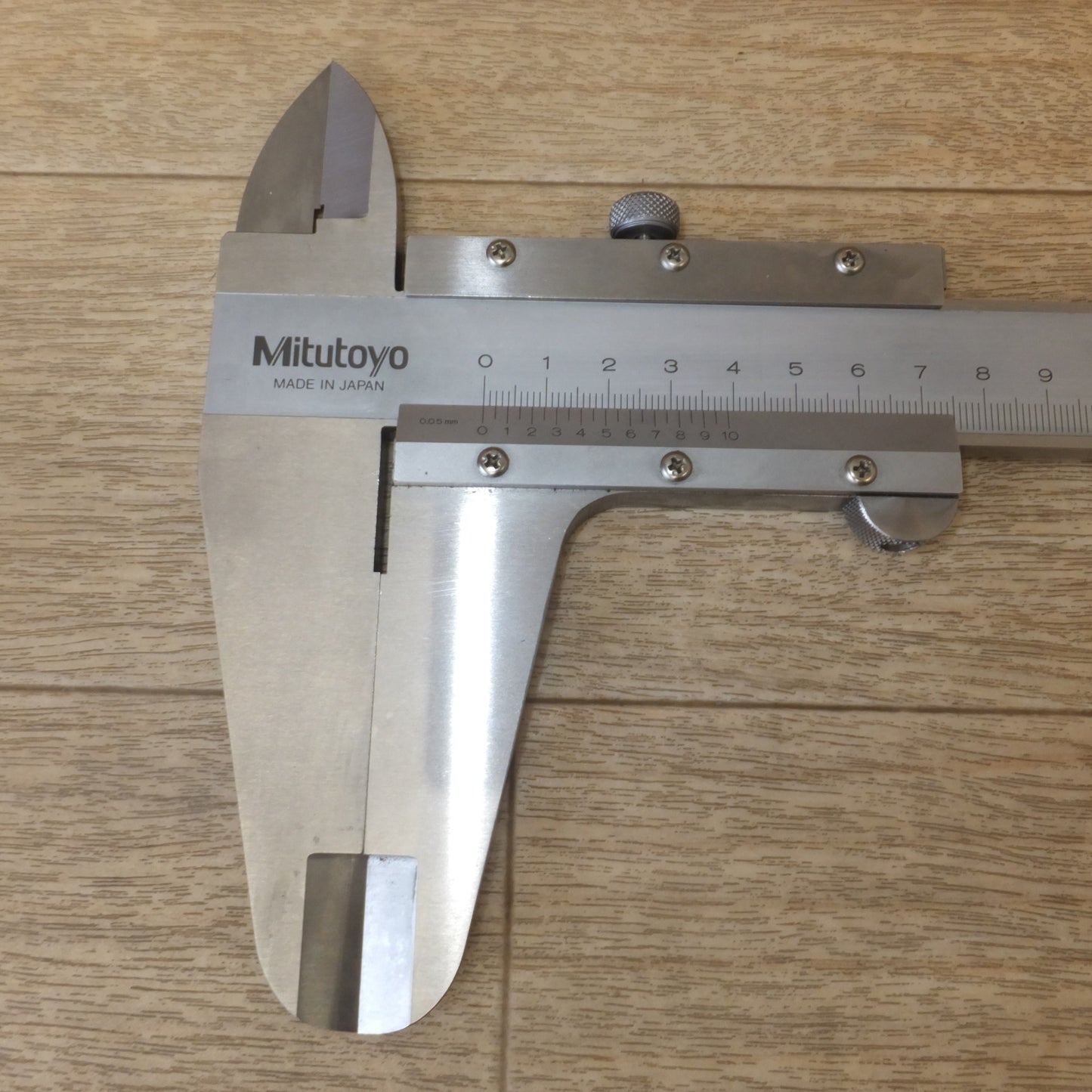[送料無料] ★ミツトヨ Mitutoyo M形標準ノギス 530-501 N60　測定範囲 0～600mm★