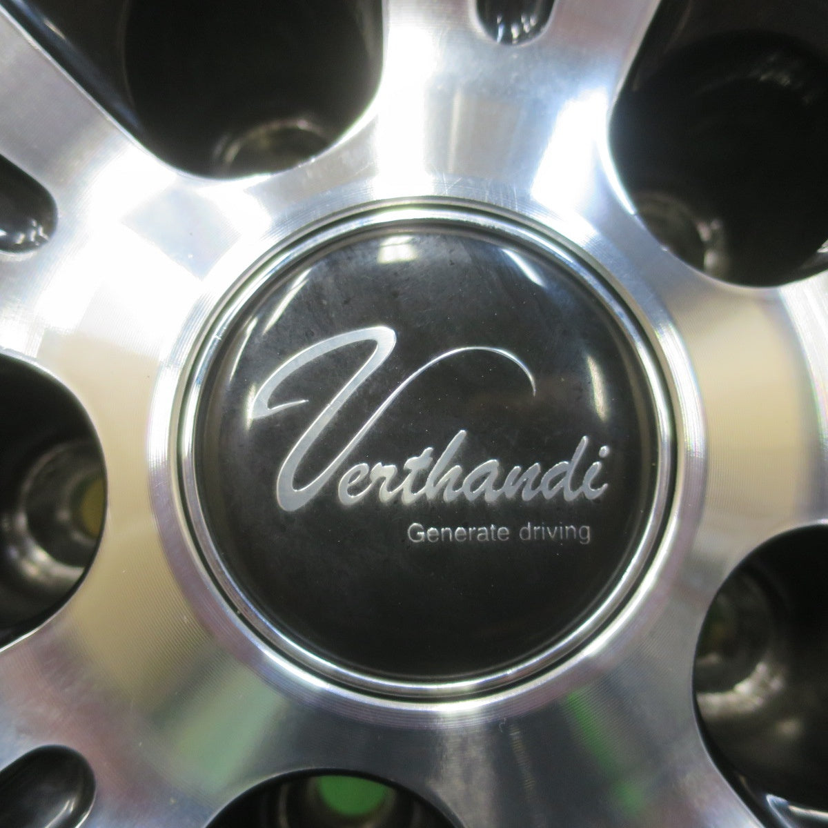 バリ溝！23年！キレイ！9分★スタッドレス 235/55R18 ナンカン アイスアクティバ AW-1 Verthandi ヴェルザンディ ヴェルサンディ 18インチ PCD114.3/5H★6022802イス