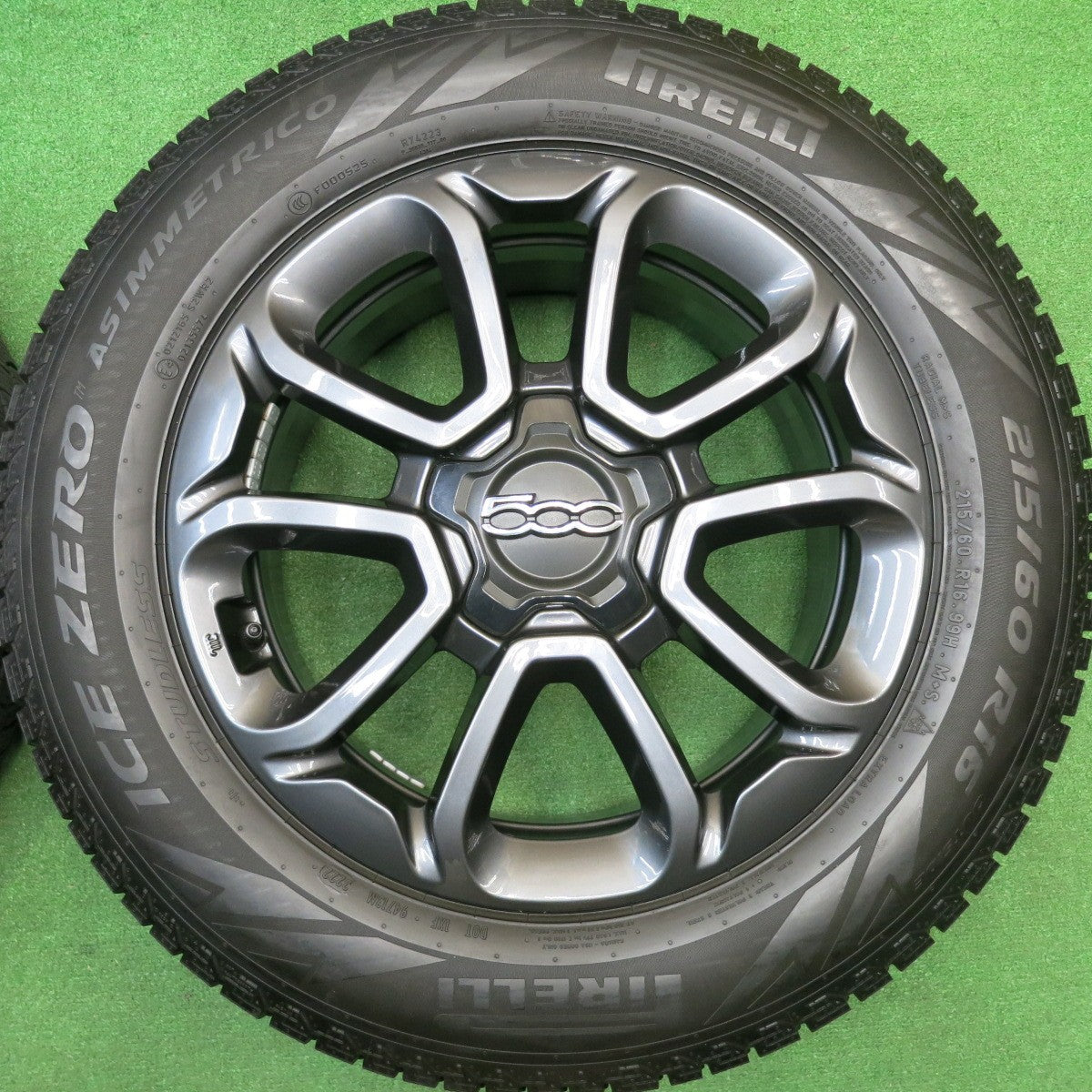 バリ溝！22年！キレイ！9分★FIAT フィアット 500X 純正 MOPAR 215/60R16 スタッドレス ピレリ アイスゼロ アシンメトリコ 16インチ PCD110/5H★5113002HAス