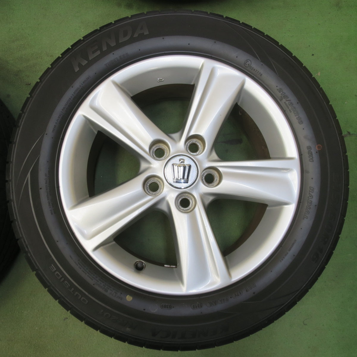 バリ溝！キレイ！9分◎トヨタ 130系 マークX 純正 215/60R16 ケンダ KENETICA KR201 16インチ PCD114.3/5H◎6081904イノ