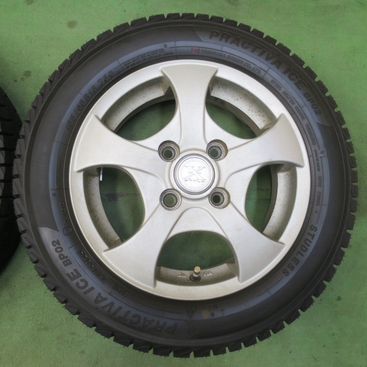 ほぼ未使用！24年★スタッドレス 155/65R13 プラクティバ アイス BP02 ヨコハマ X STYLE 社外 アルミ 13インチ PCD100/4H★6011605イス