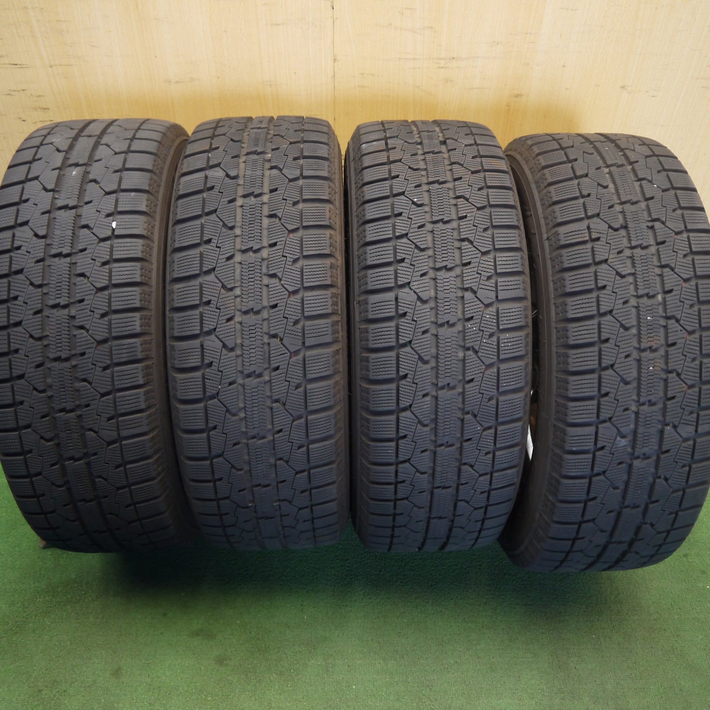 バリ溝！キレイ！9.5分◎インプレッサ 等 205/55R16 スタッドレス トーヨー オブザーブ ガリット GIZ BALMINUM VR5 バルミナ 16インチ PCD100/5H◎6081801Hス