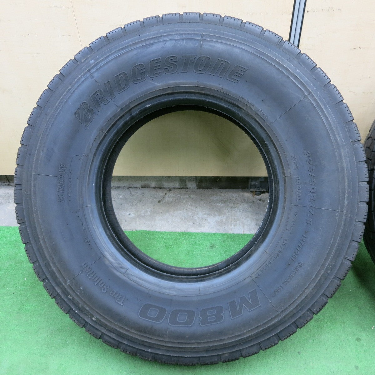 [送料無料] バリ溝！8.5分★トラック タイヤ 225/90R17.5 127/125L ブリヂストン M800 ミックス オールシーズン 17.5インチ★5031903ナスタ