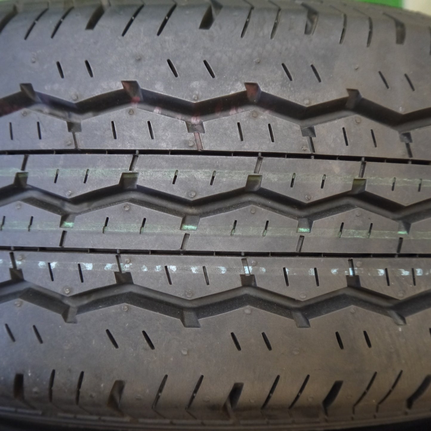 新車外し！23年★トヨタ 200系 ハイエース 純正 スチール 195/80R15 107/105N ブリヂストン エコピア RD613 15インチ PCD139.7/6H★6042706Hノ